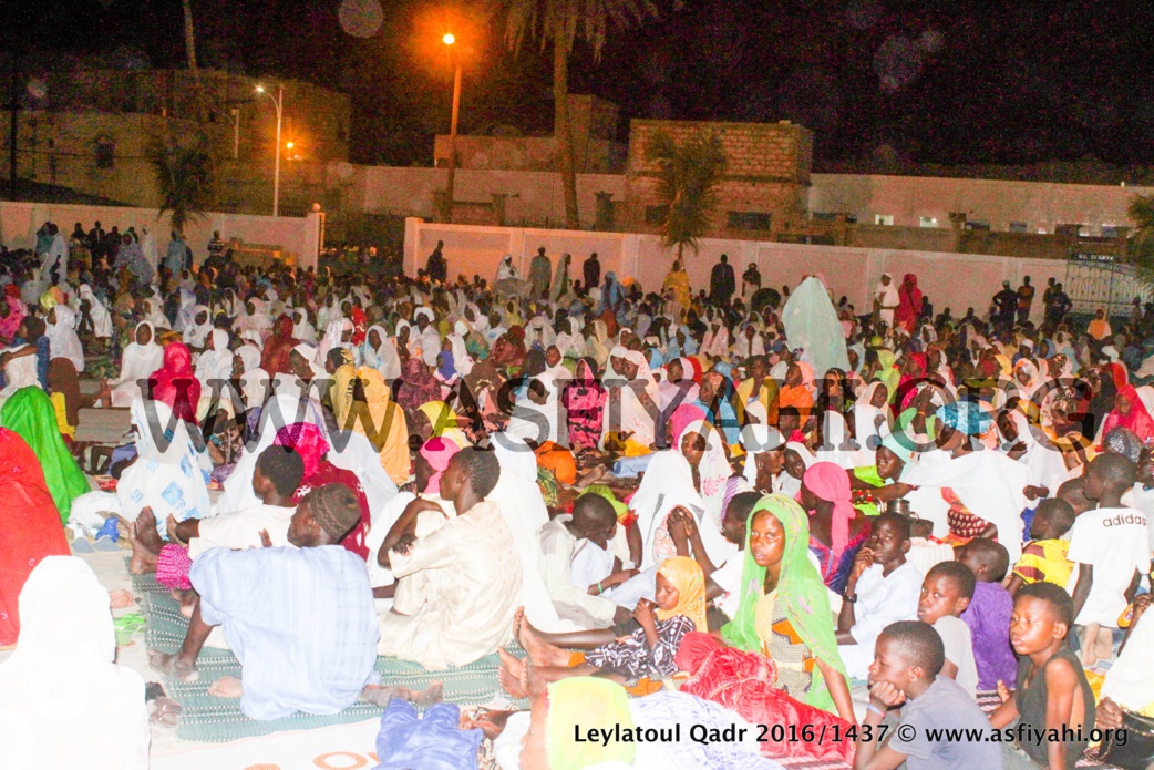 PHOTOS - 2 JUILLET 2016 À TIVAOUANE - Les Images de la Leylatoul Qadr à la Mosquée Serigne Babacar Sy (rta)