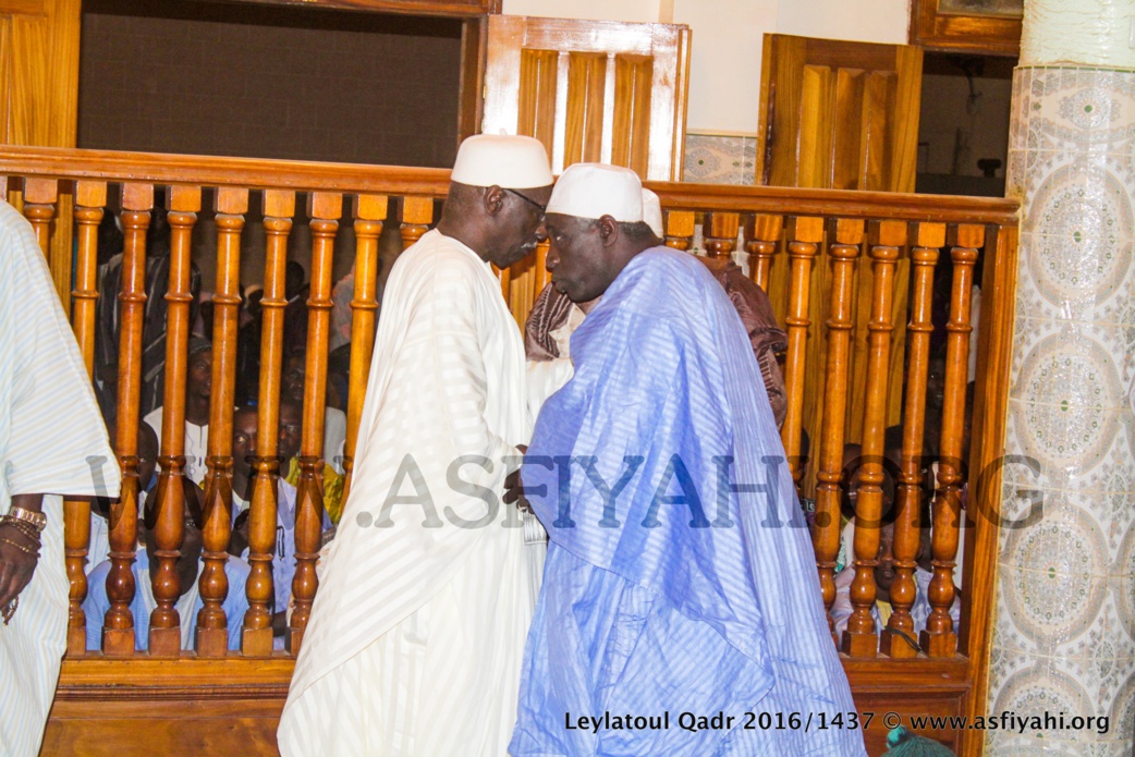 PHOTOS - 2 JUILLET 2016 À TIVAOUANE - Les Images de la Leylatoul Qadr à la Zawiya El Hadj Malick SY (rta)