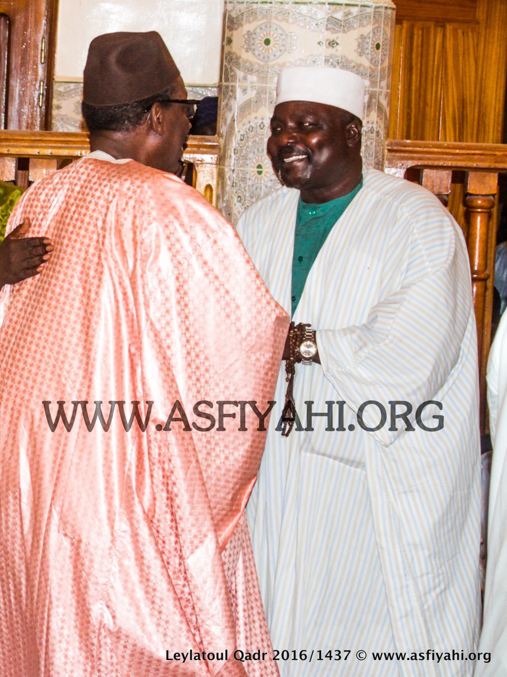 PHOTOS - 2 JUILLET 2016 À TIVAOUANE - Les Images de la Leylatoul Qadr à la Zawiya El Hadj Malick SY (rta)