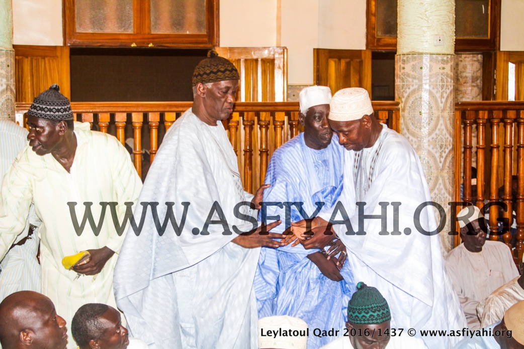 PHOTOS - 2 JUILLET 2016 À TIVAOUANE - Les Images de la Leylatoul Qadr à la Zawiya El Hadj Malick SY (rta)