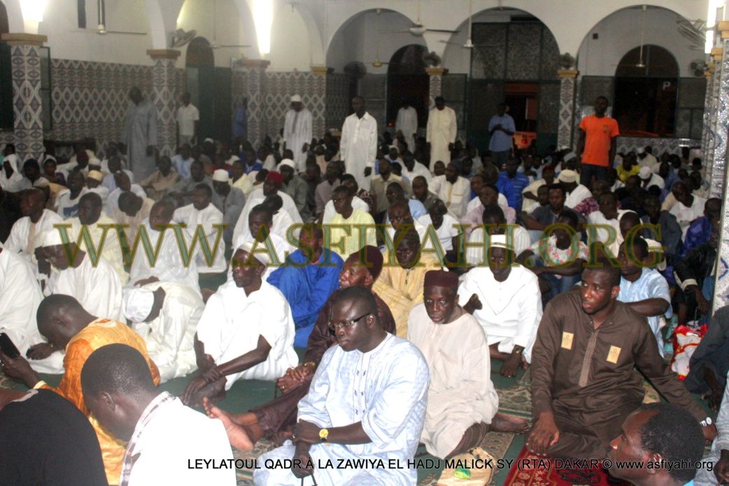 PHOTOS - 2 JUILLET 2016 À DAKAR - Les images de la leylatoul Qadr 2016 à la Zawiya El Hadj Malick Sy de Dakar