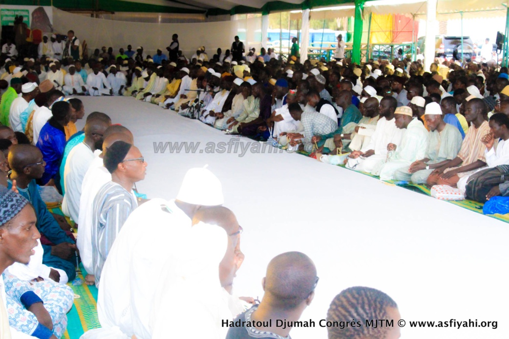 PHOTOS - 29 JUILLET 2016 À DAKAR - Les Images de la Hadratoul Djumah du Congrès de la Jeunesse Tidiane Malikite, présidée par Serigne Mbaye Sy Abdou  et le Maire de Dakar , Khalifa Ababacar Sall