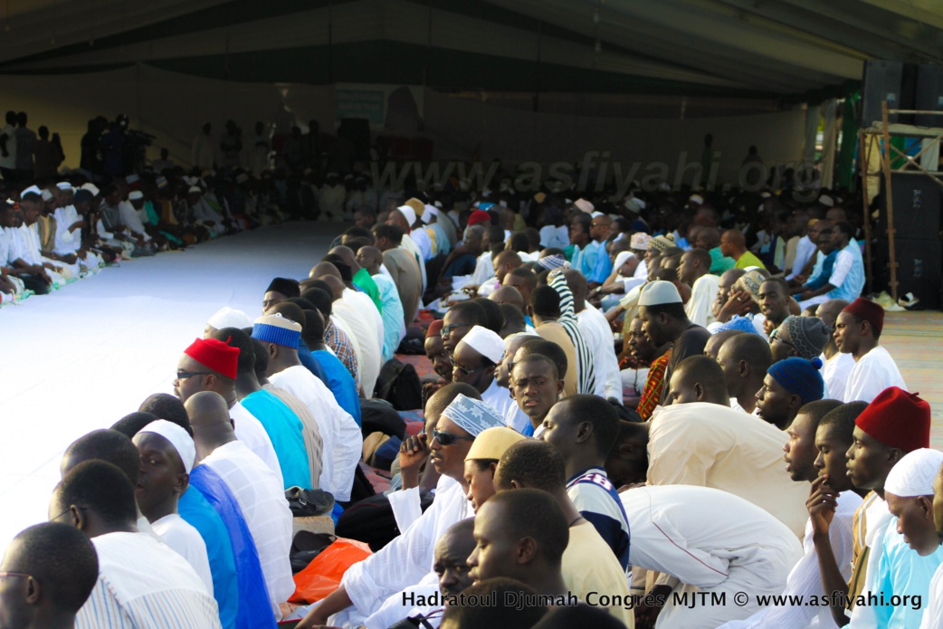 PHOTOS - 29 JUILLET 2016 À DAKAR - Les Images de la Hadratoul Djumah du Congrès de la Jeunesse Tidiane Malikite, présidée par Serigne Mbaye Sy Abdou  et le Maire de Dakar , Khalifa Ababacar Sall