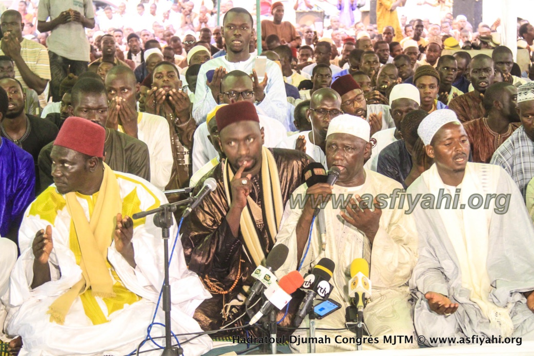 PHOTOS - 29 JUILLET 2016 À DAKAR - Les Images de la Hadratoul Djumah du Congrès de la Jeunesse Tidiane Malikite, présidée par Serigne Mbaye Sy Abdou  et le Maire de Dakar , Khalifa Ababacar Sall