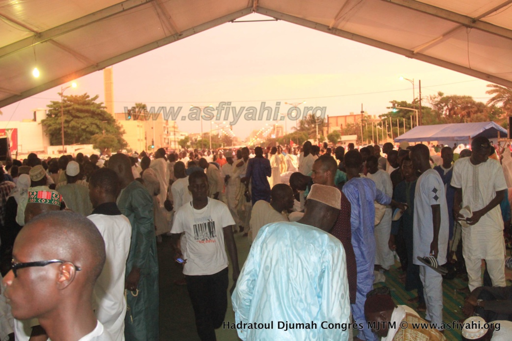 PHOTOS - 29 JUILLET 2016 À DAKAR - Les Images de la Hadratoul Djumah du Congrès de la Jeunesse Tidiane Malikite, présidée par Serigne Mbaye Sy Abdou  et le Maire de Dakar , Khalifa Ababacar Sall