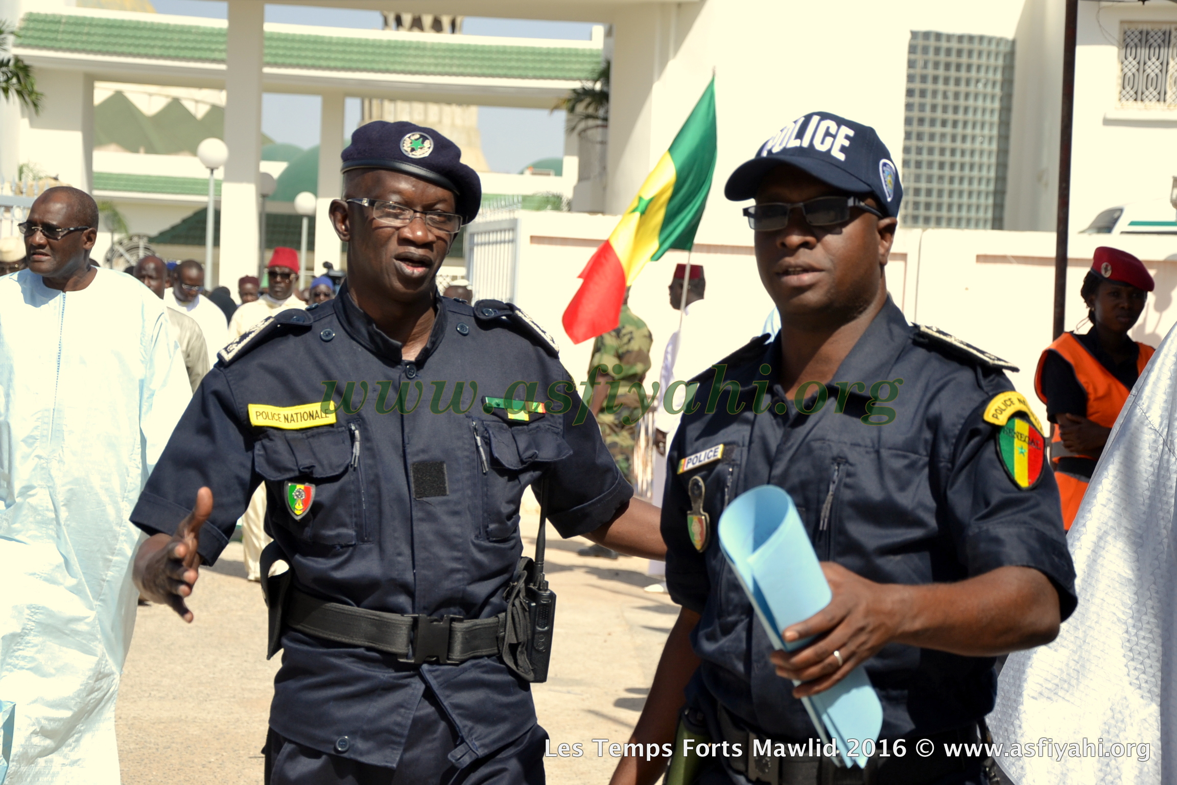 PHOTOS - Dispositif Sécuritaire et Médical, la Cuisine , les Ziarras , les Médias le commerce: Découvrez quelques  temps-forts du Gamou de Tivaouane 2016