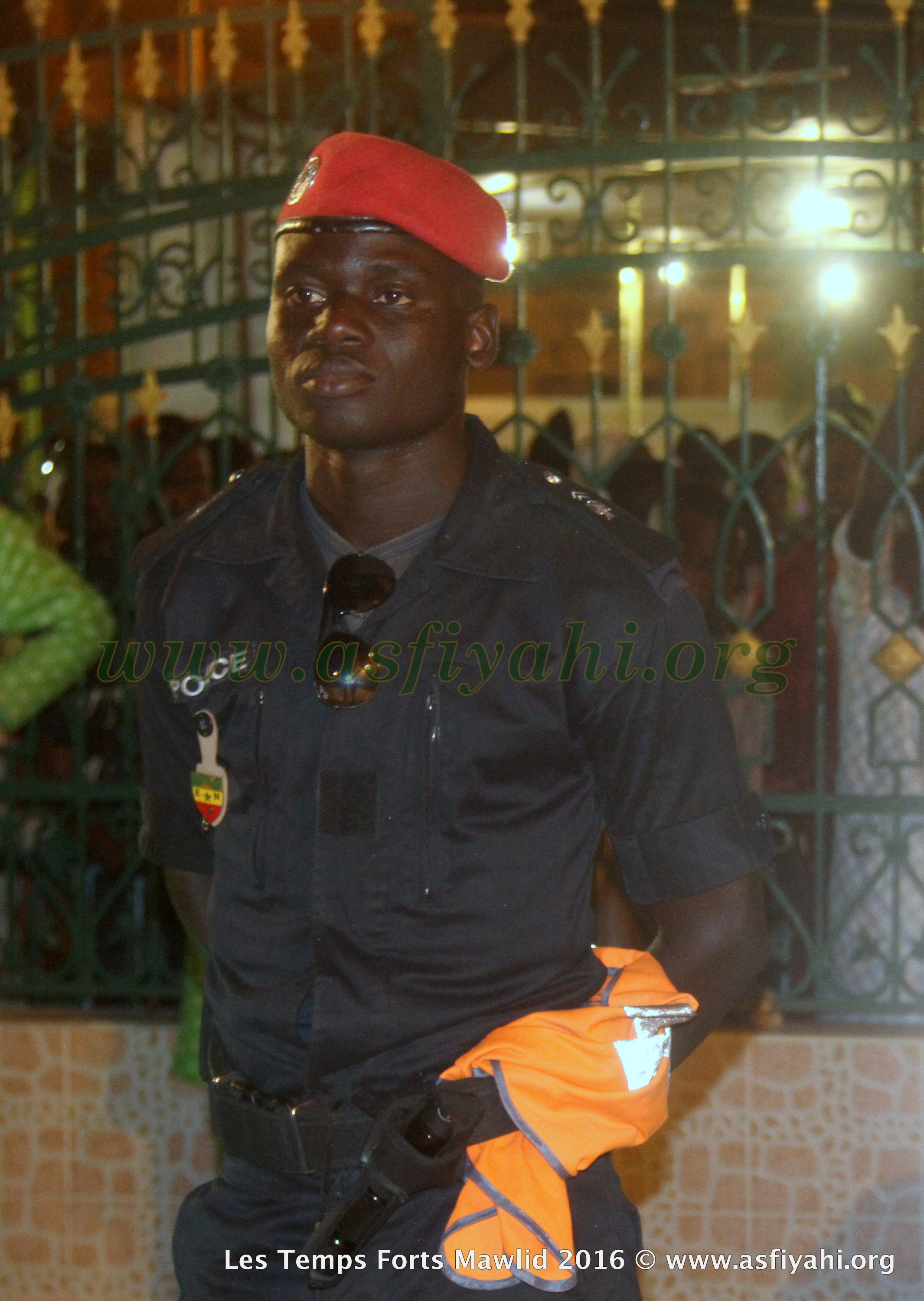 PHOTOS - Dispositif Sécuritaire et Médical, la Cuisine , les Ziarras , les Médias le commerce: Découvrez quelques  temps-forts du Gamou de Tivaouane 2016