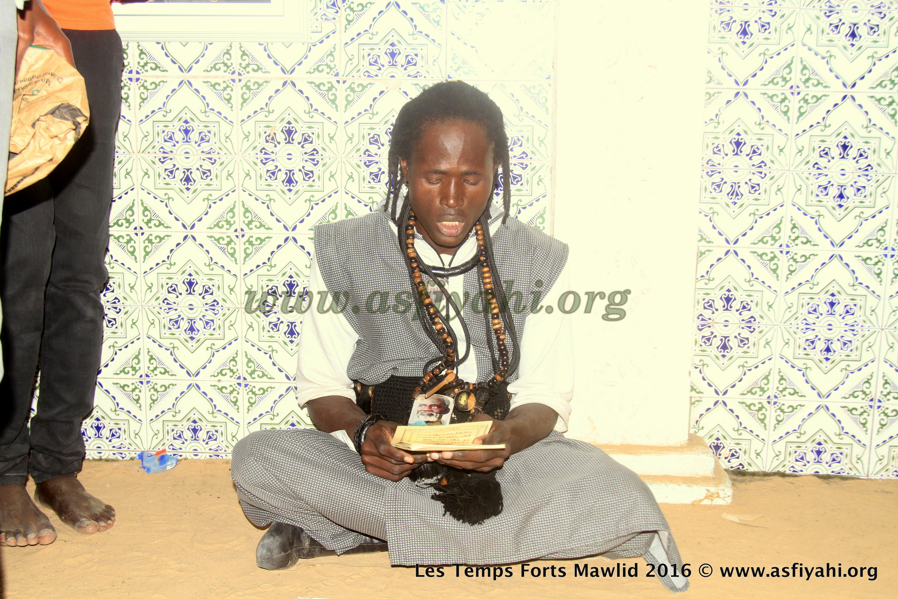 PHOTOS - Dispositif Sécuritaire et Médical, la Cuisine , les Ziarras , les Médias le commerce: Découvrez quelques  temps-forts du Gamou de Tivaouane 2016