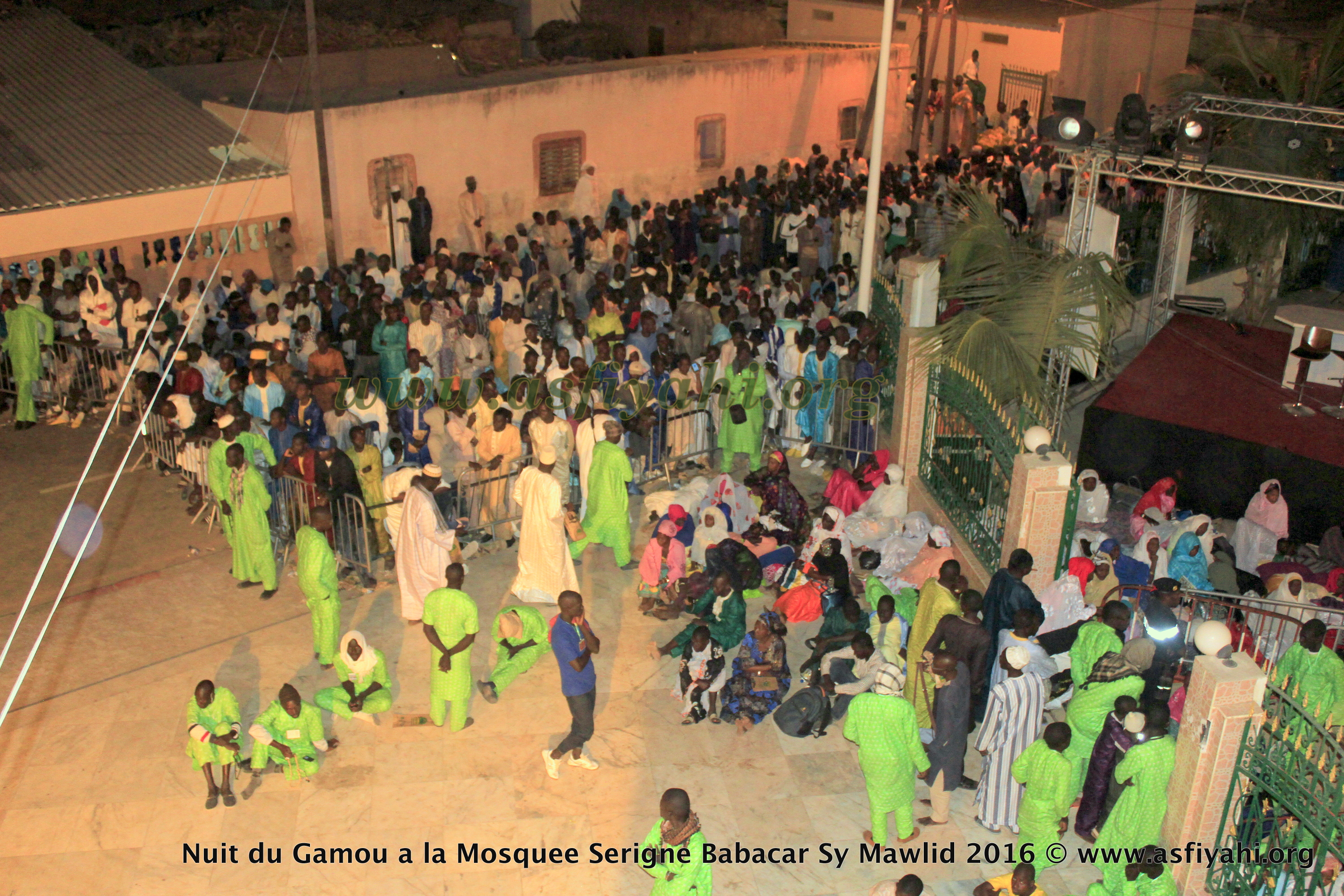 PHOTOS - GAMOU TIVAOUANE 2016 - Nuit du Gamou à la Mosquée Serigne Babacar Sy (rta)