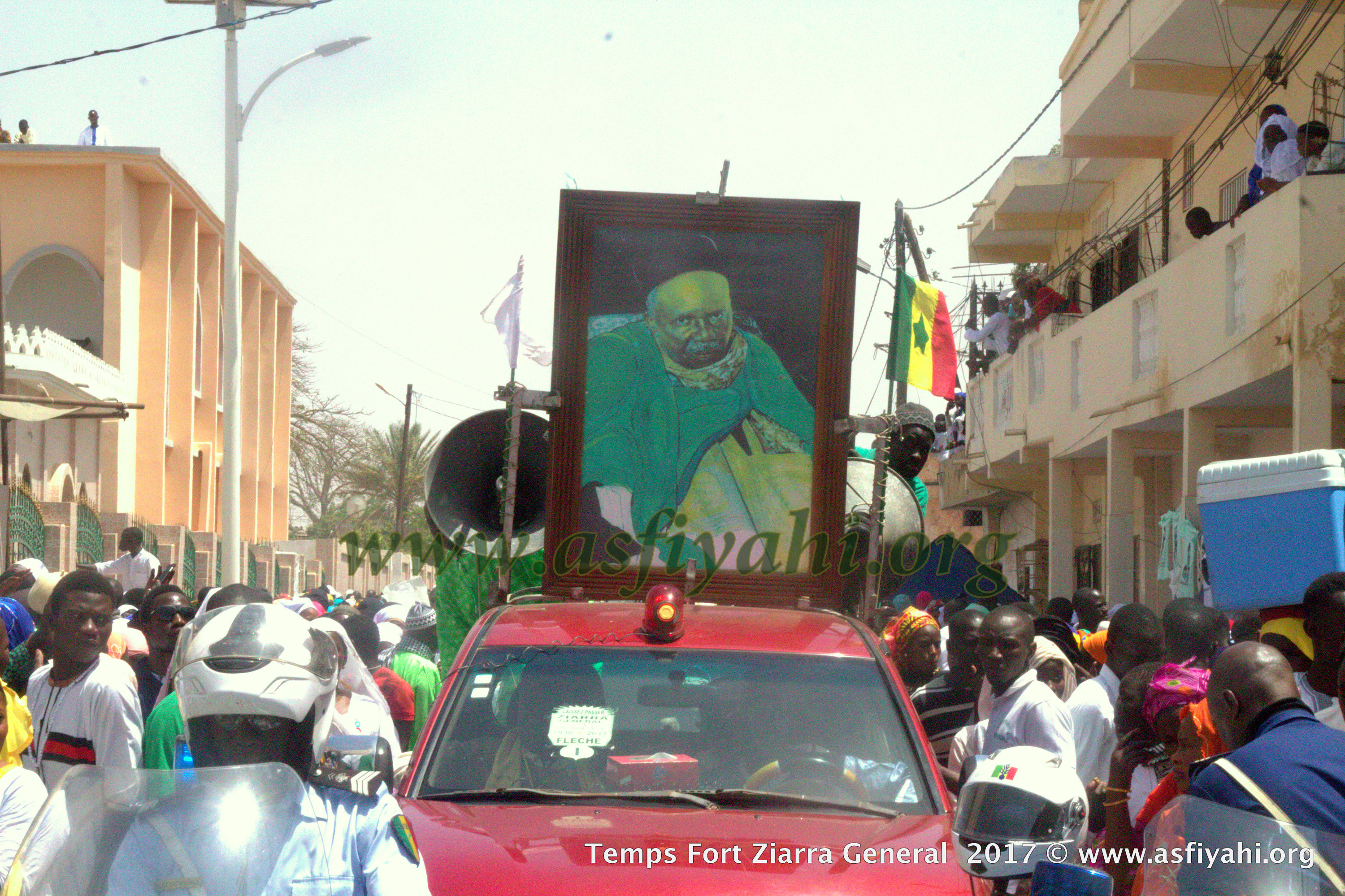 PHOTOS - ALBUM 3 - ZIARRE GENERALE 2017 - Les fidèles s’abreuvent aux sources d'El Hadji Malick Sy (rta)