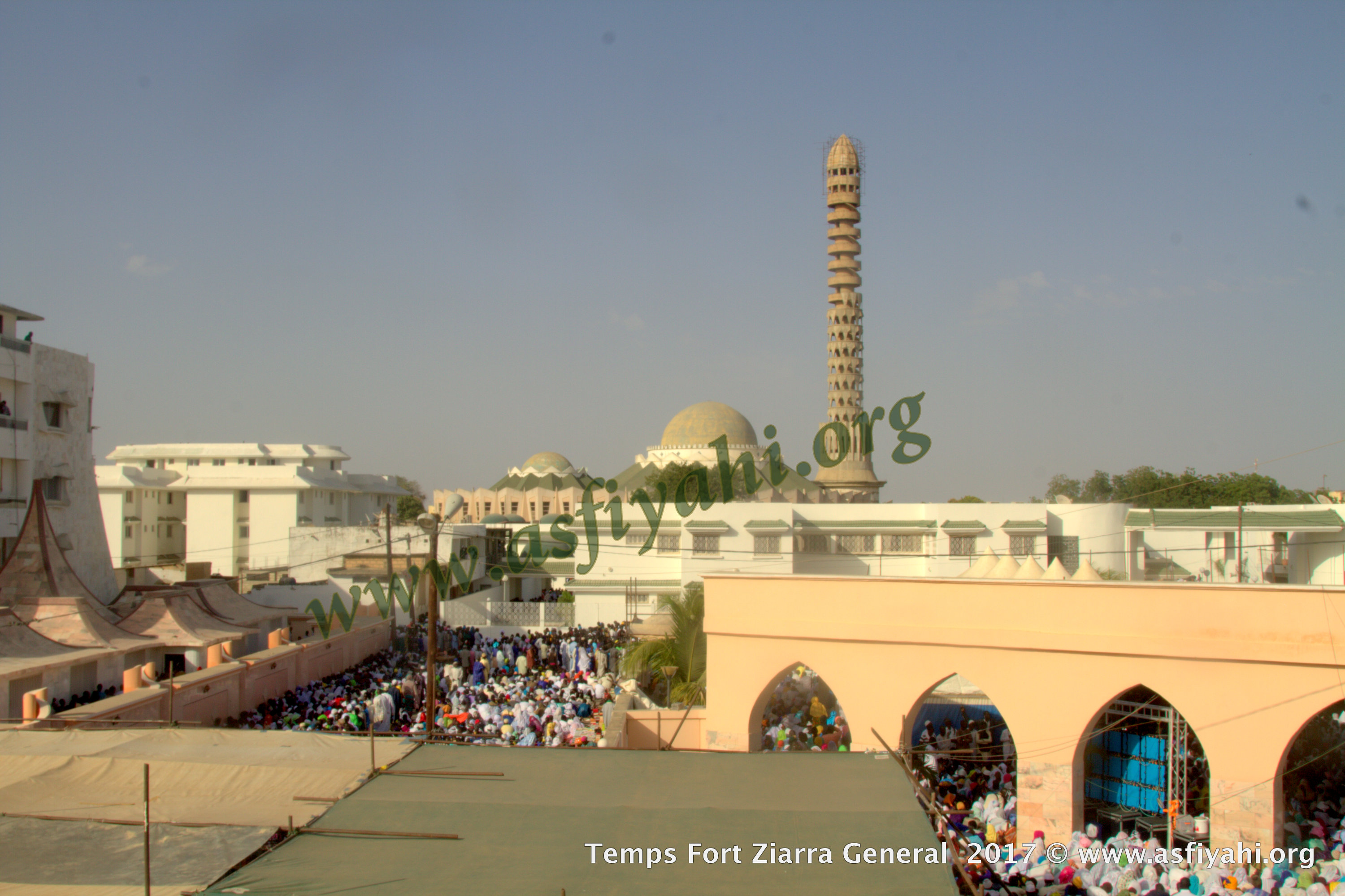 PHOTOS - ALBUM 3 - ZIARRE GENERALE 2017 - Les fidèles s’abreuvent aux sources d'El Hadji Malick Sy (rta)