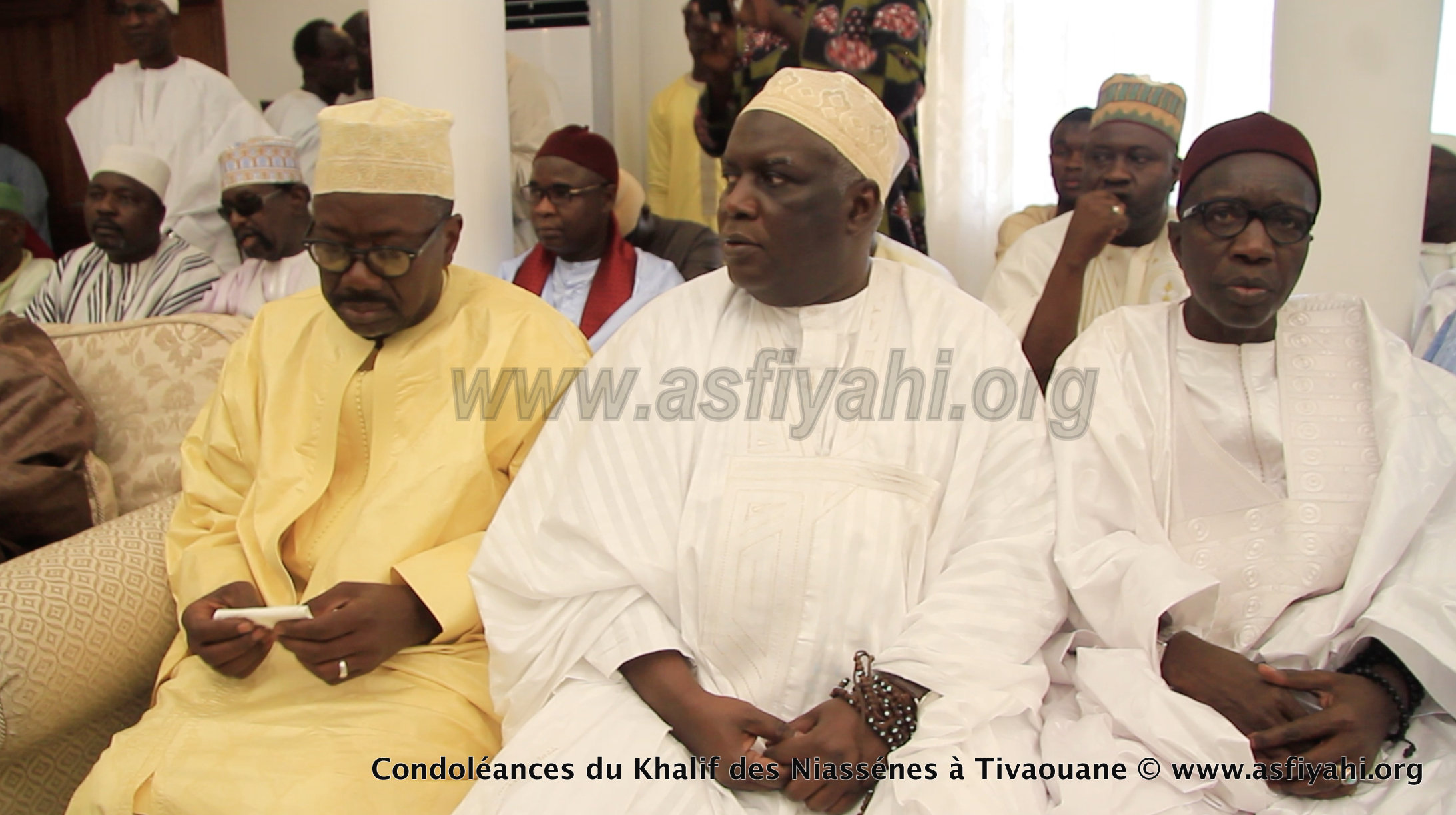PHOTOS - TIVAOUANE - Les Images de la présentation de Condoléances du khalif de Médina Baye, Cheikh Ahmad Tidiane Niasse 