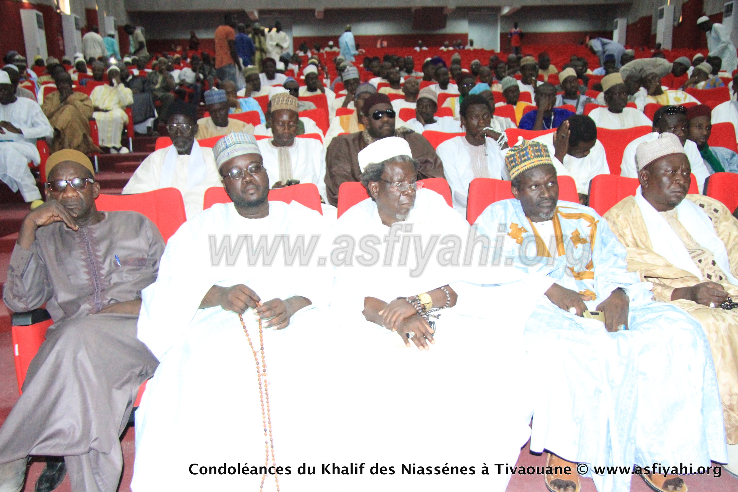 PHOTOS - TIVAOUANE - Les Images de la présentation de Condoléances du khalif de Médina Baye, Cheikh Ahmad Tidiane Niasse 