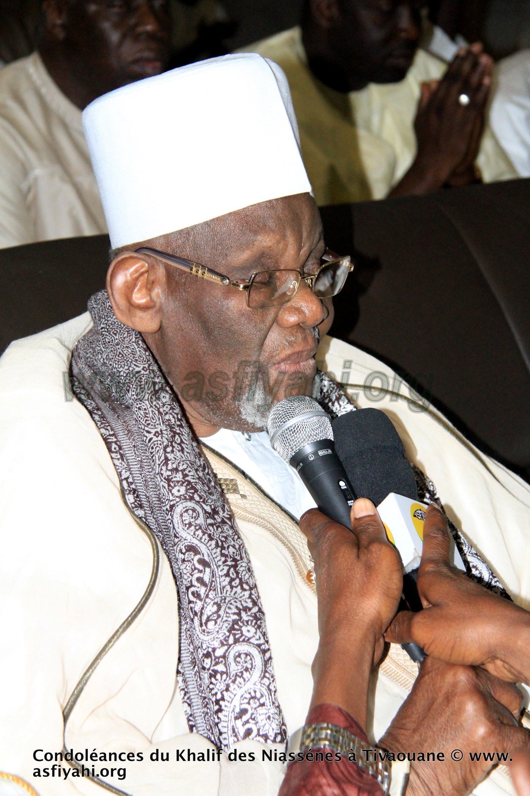 PHOTOS - TIVAOUANE - Les Images de la présentation de Condoléances du khalif de Médina Baye, Cheikh Ahmad Tidiane Niasse 