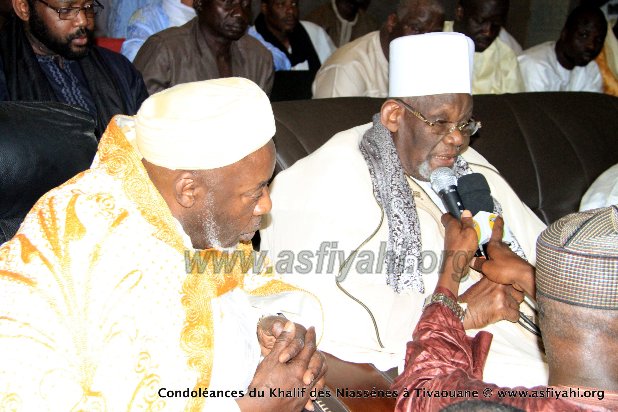 PHOTOS - TIVAOUANE - Les Images de la présentation de Condoléances du khalif de Médina Baye, Cheikh Ahmad Tidiane Niasse 