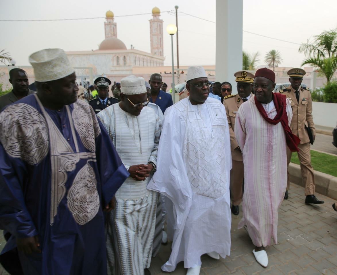 PHOTOS + AUDIOS - TIVAOUANE, 11 AVRIL 2017 - Visite de Courtoisie du Président Macky Sall au Khalif Général des Tidianes