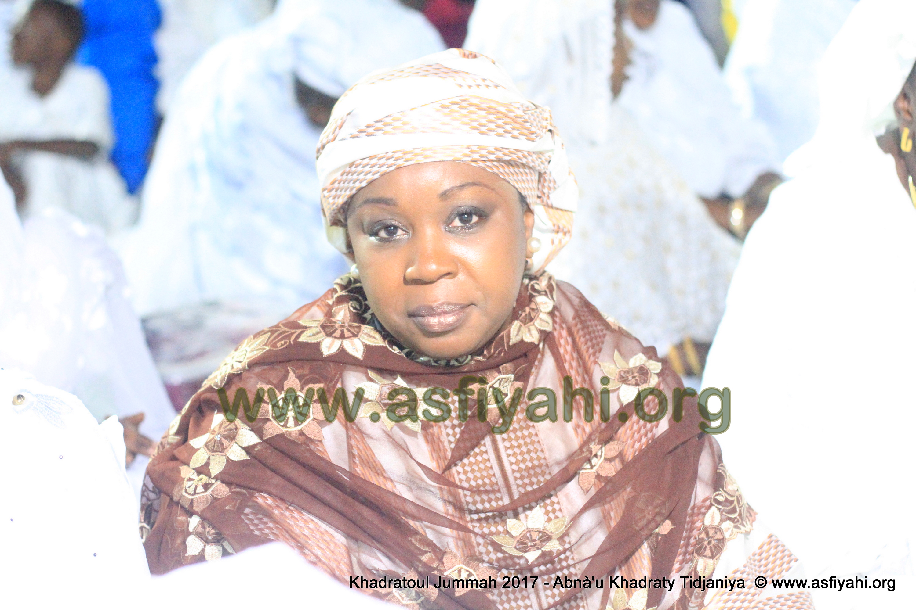 PHOTOS - Retour en Images sur la 5éme édition de la Hadratoul Djumah 2017, organisée au Stade Amadou Barry sous la direction de Serigne Abdoul Aziz Sy AL Amine  