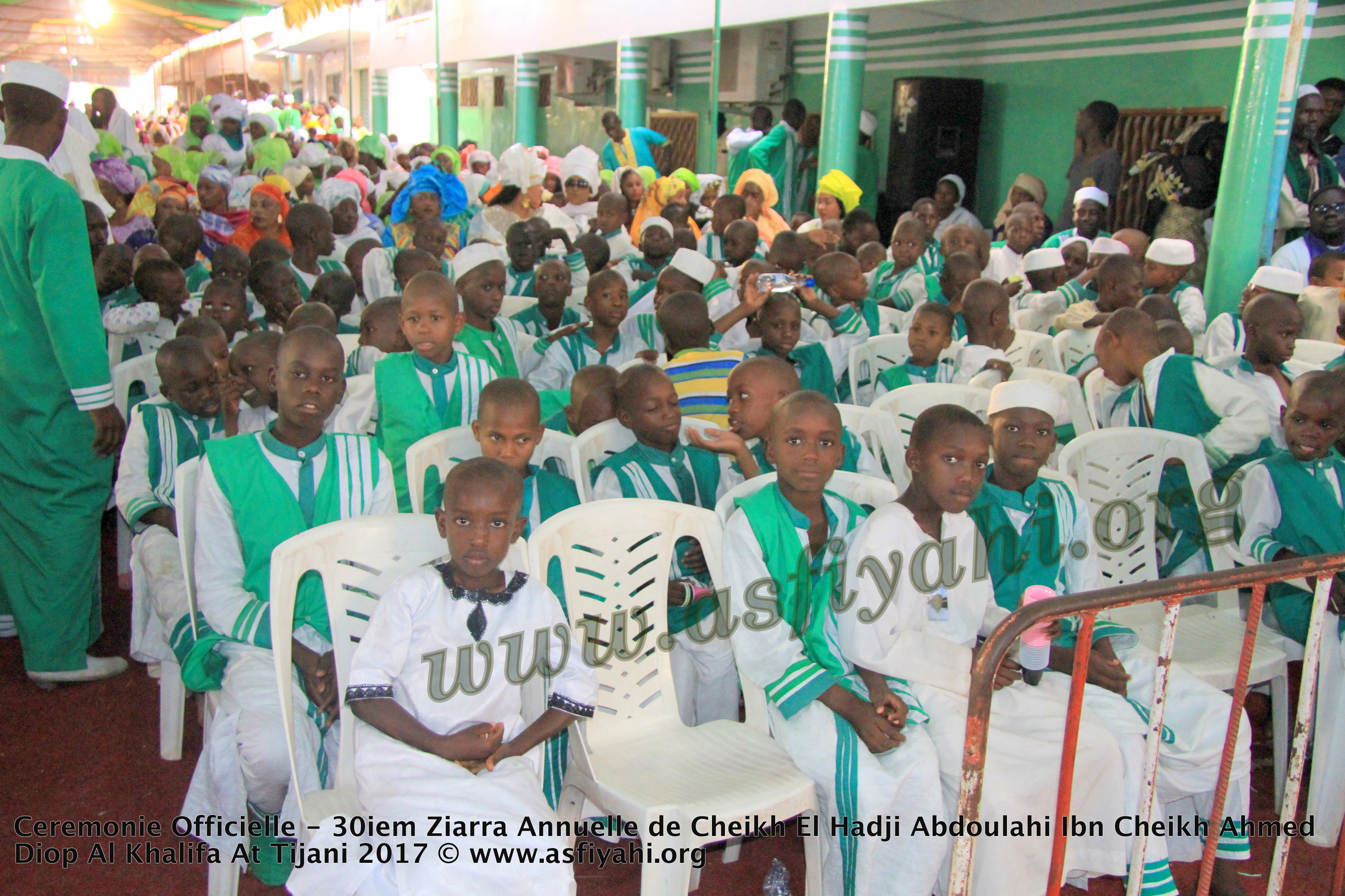PHOTOS - RUFISQUE - Les Images de la Cérémonie Officielle de la 30éme Ziarra Ahmadiyya de Cheikh El Hadj Abdoulahi Ibn Cheikh Ahmed Diop, Vendredi 12 au Dimanche 13 Mai 2017