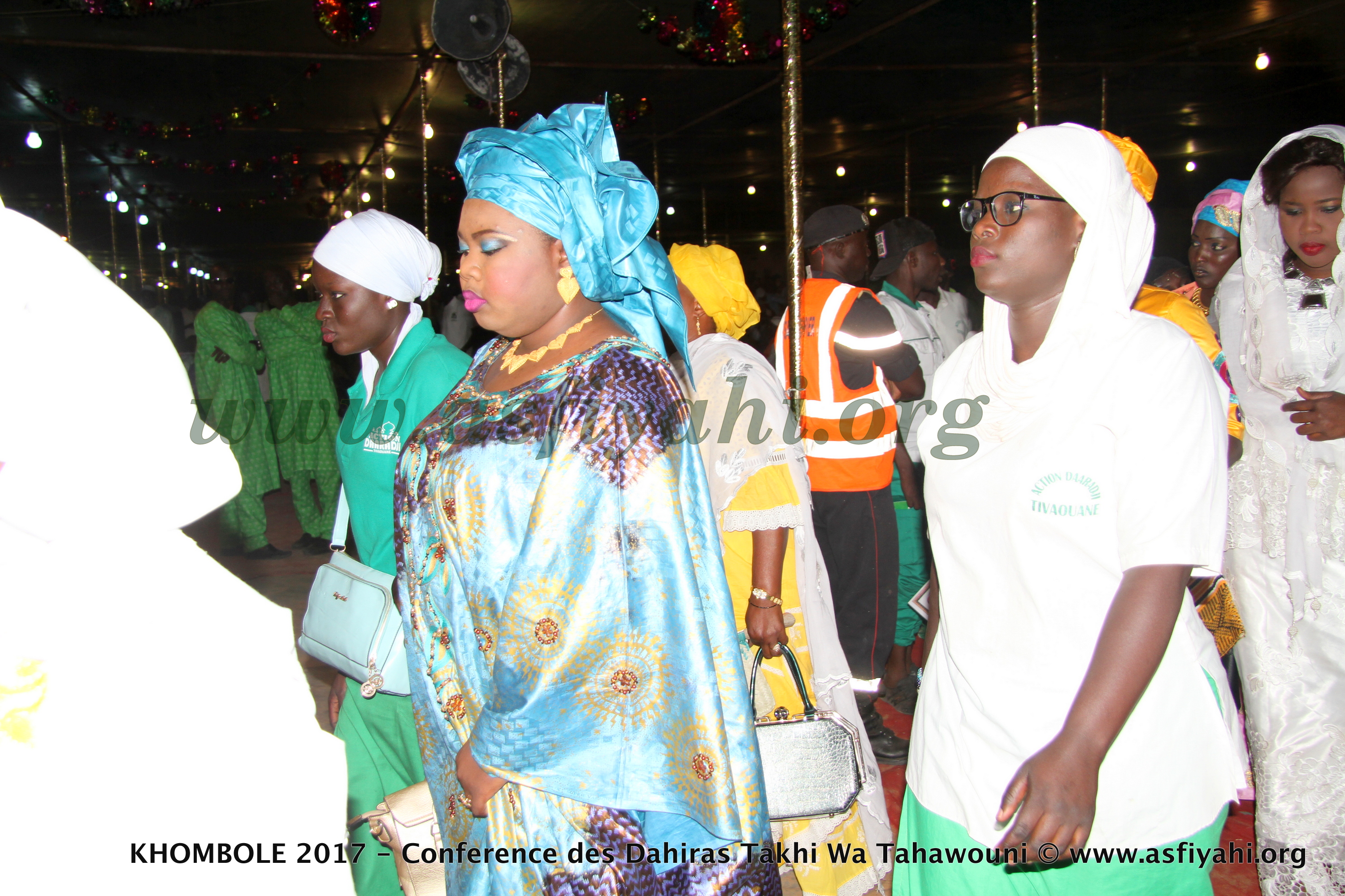 PHOTOS - KHOMBOLE 2017 - Les Images de la Conférence des Dahiras Takhi Wa Tahawouni présidée par le Khalif Général des Tidianes, Serigne Abdoul Aziz SY AL Amine 