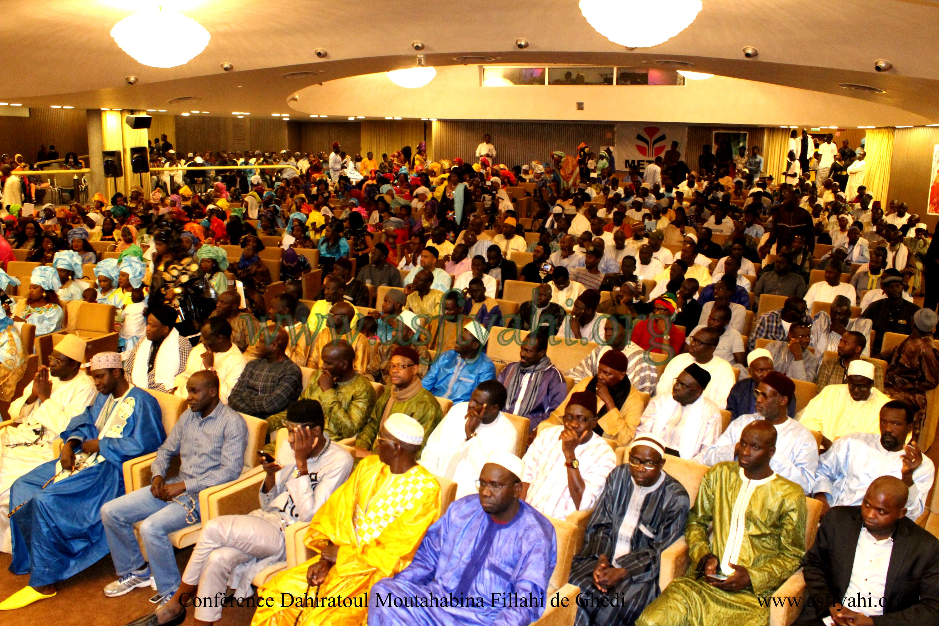 PHOTOS - ITALIE - BRESCIA : Les images de la Conférence du Dahiratoul Moutahabina Fillahi de Ghedi co-présidé par Serigne Habib SY Mansour et Serigne Cheikhou Oumar SY Djamil