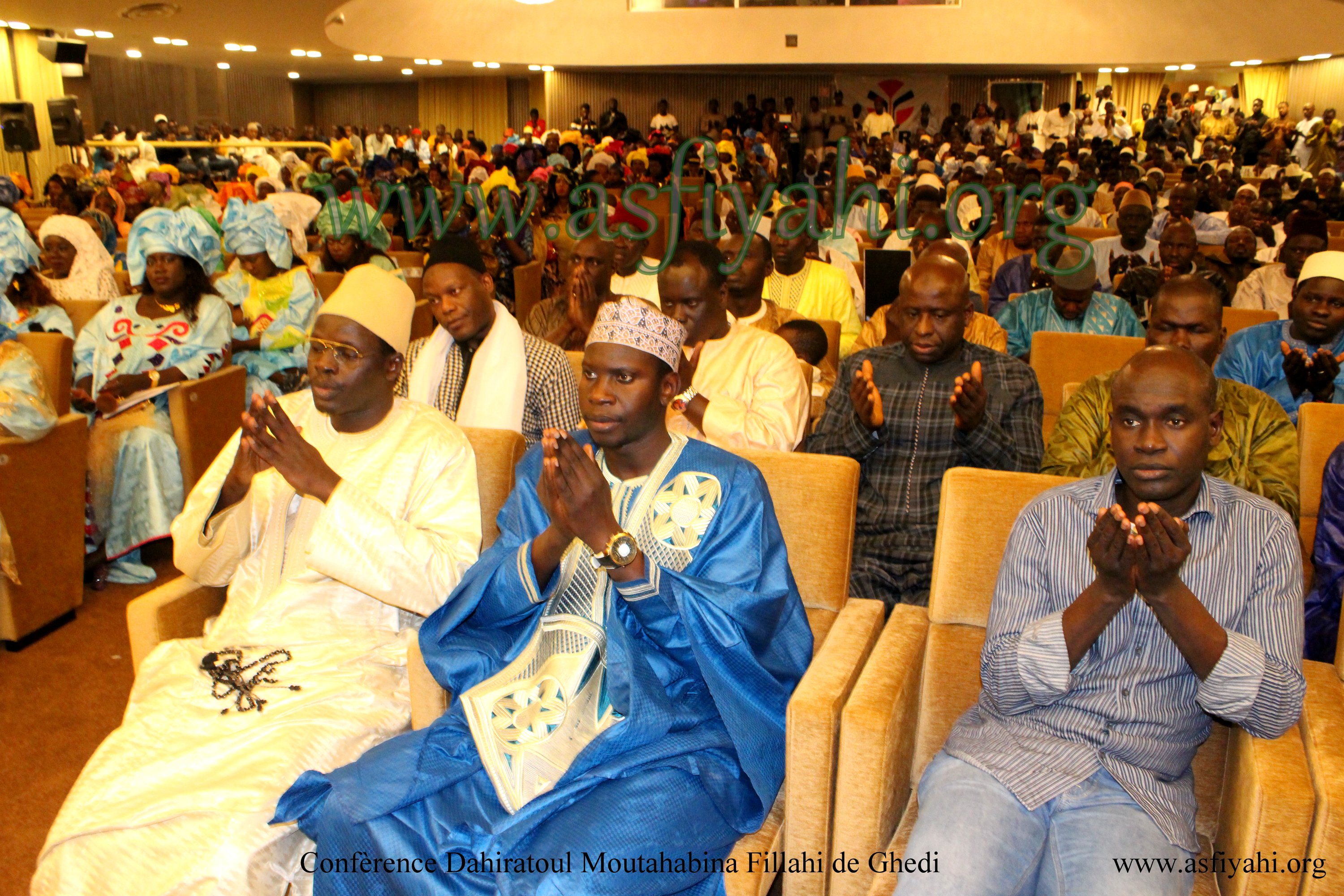PHOTOS - ITALIE - BRESCIA : Les images de la Conférence du Dahiratoul Moutahabina Fillahi de Ghedi co-présidé par Serigne Habib SY Mansour et Serigne Cheikhou Oumar SY Djamil