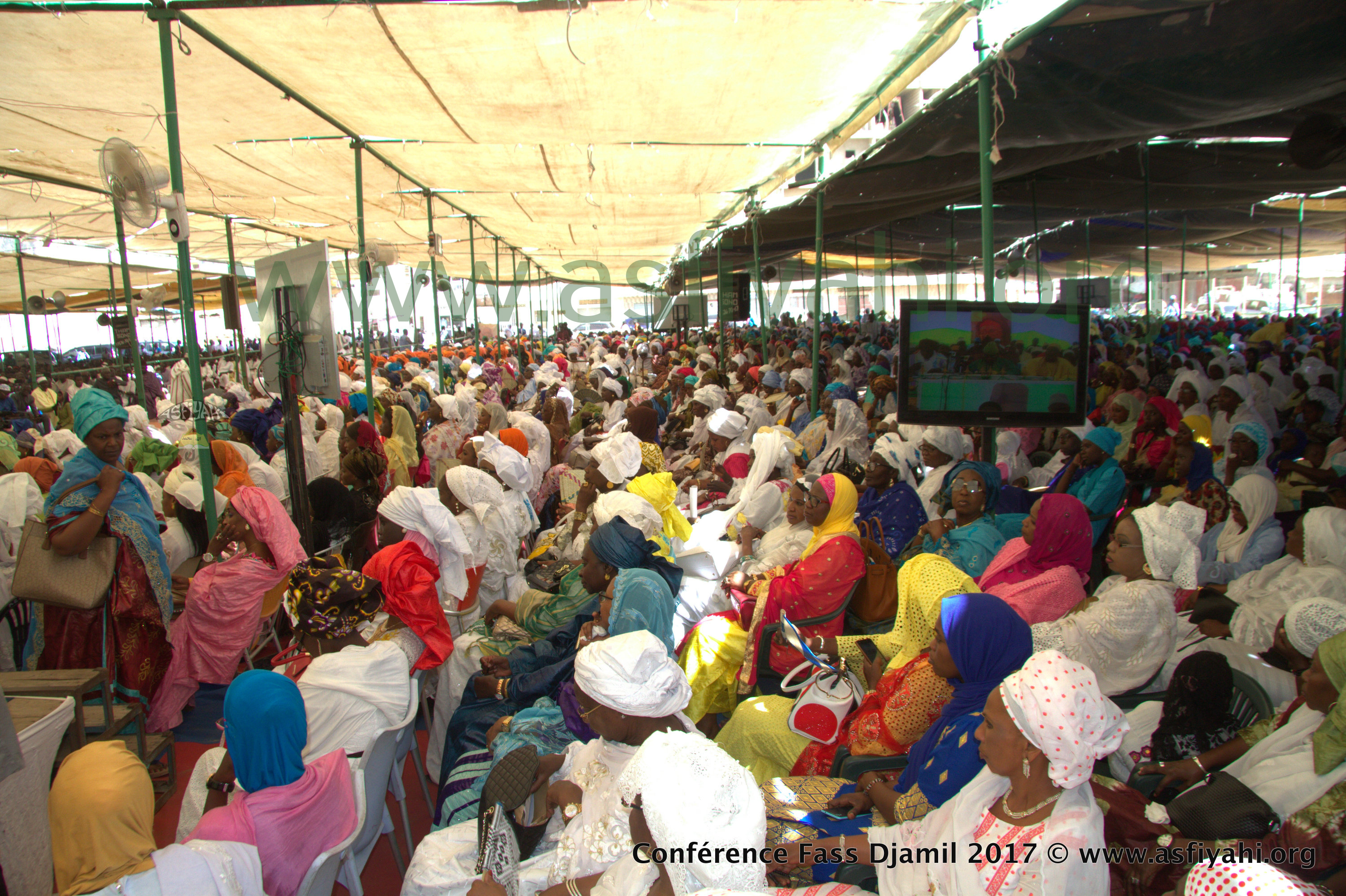 PHOTOS - Les Images de la Conférence Ramadan 2017 de la Hadara Seydi Djamil, presidée par Serigne Pape Malick Sy et Serigne Mansour Sy Djamil