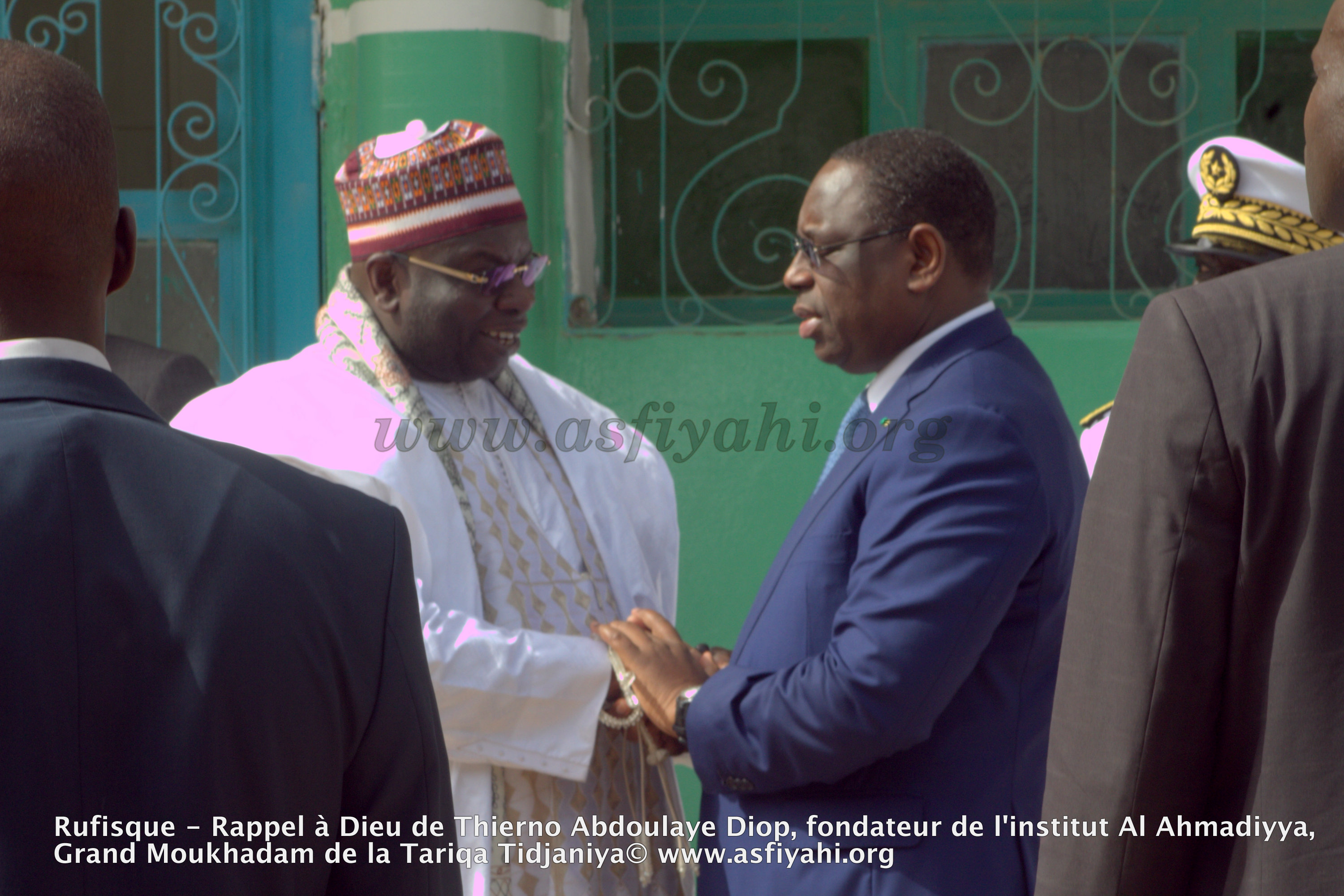 PHOTOS - Les images de la présentation de Condoléances du President Macky Sall chez Thierno Abdoulaye Diop, fondateur de l'institut Al Ahmadiyya