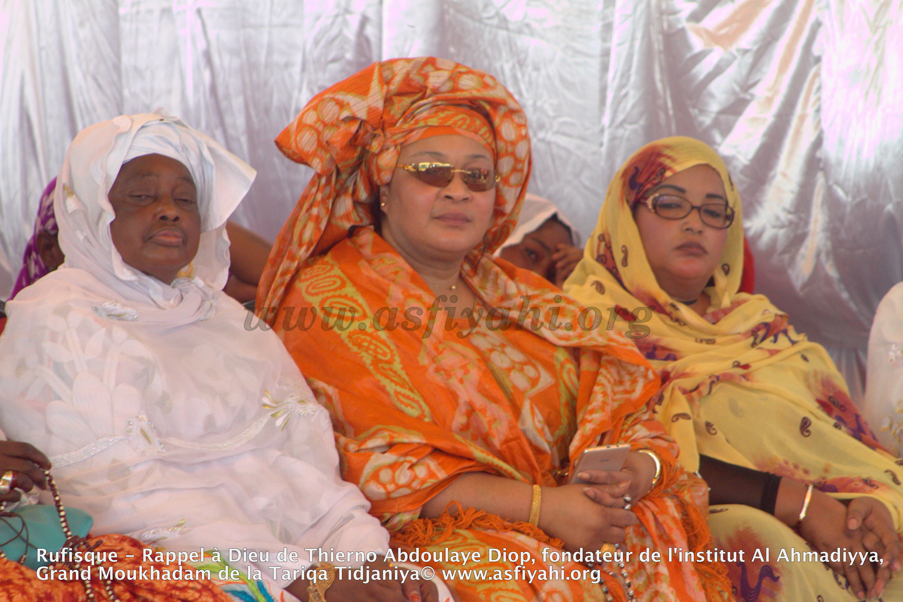 PHOTOS - Les images de la présentation de Condoléances du President Macky Sall chez Thierno Abdoulaye Diop, fondateur de l'institut Al Ahmadiyya