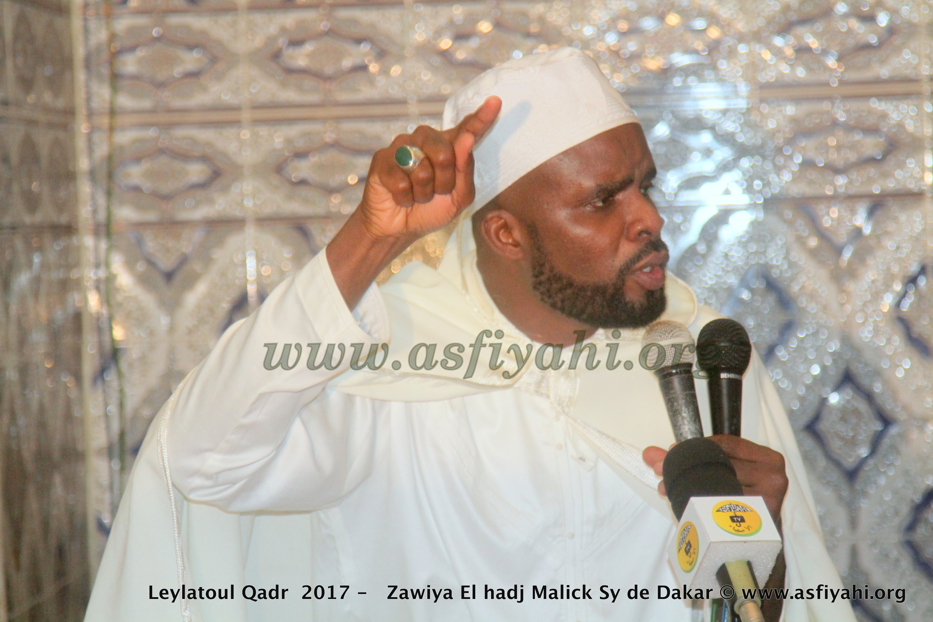 PHOTOS - Célébration de la nuit de la Leylatoul Qadr , édition 2017, à la Zawiya El Hadj Malick SY de Dakar 