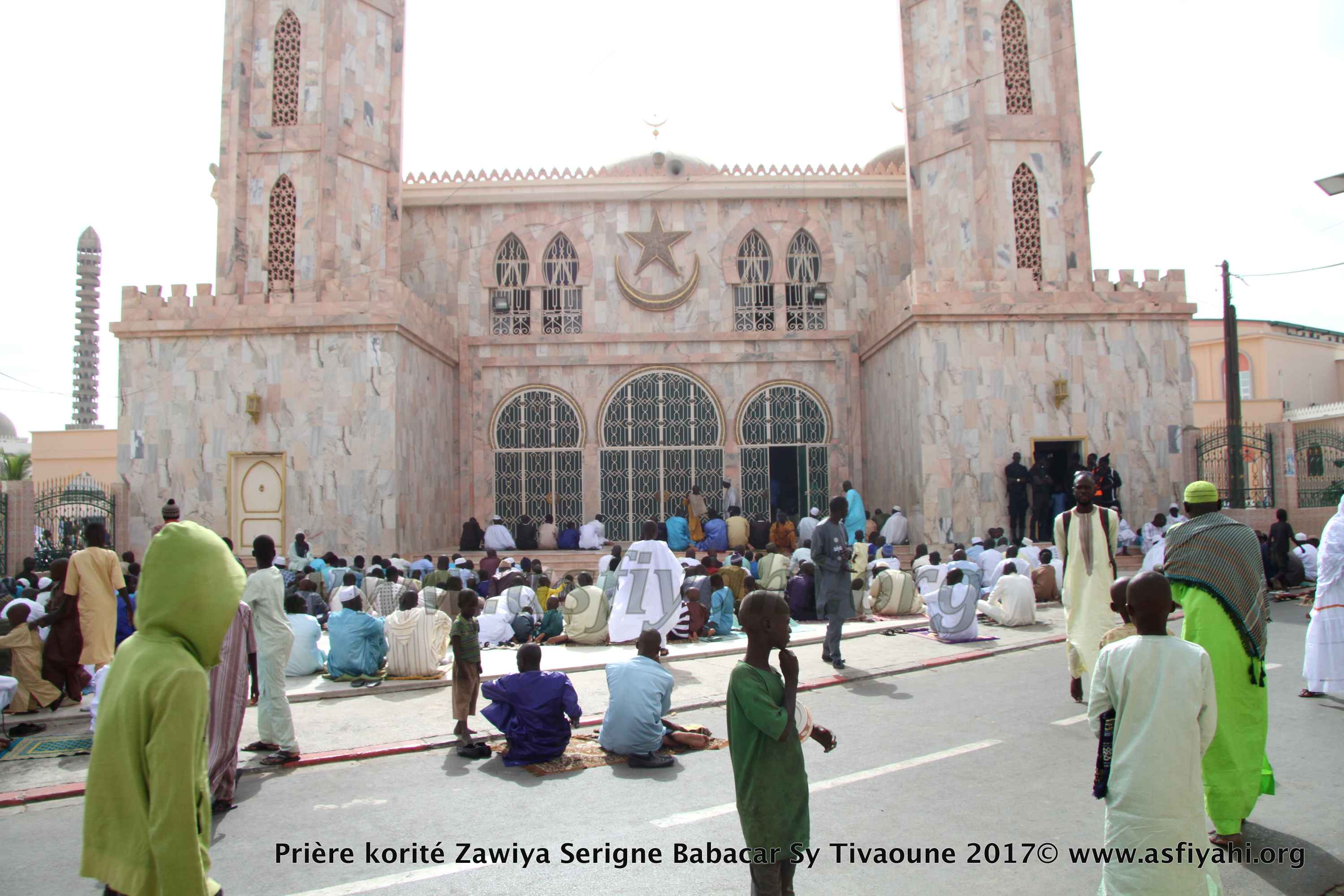 PHOTOS - KORITÉ 2017 À TIVAOUANE - Les Images de la Priere à la Mosquée Khalifa Babacar SY (rta)