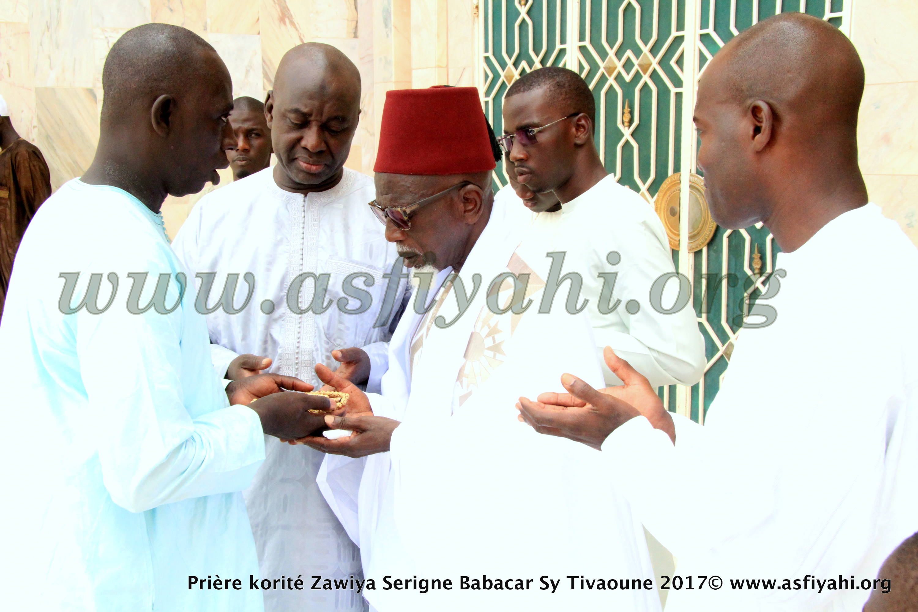 PHOTOS - KORITÉ 2017 À TIVAOUANE - Les Images de la Priere à la Mosquée Khalifa Babacar SY (rta)