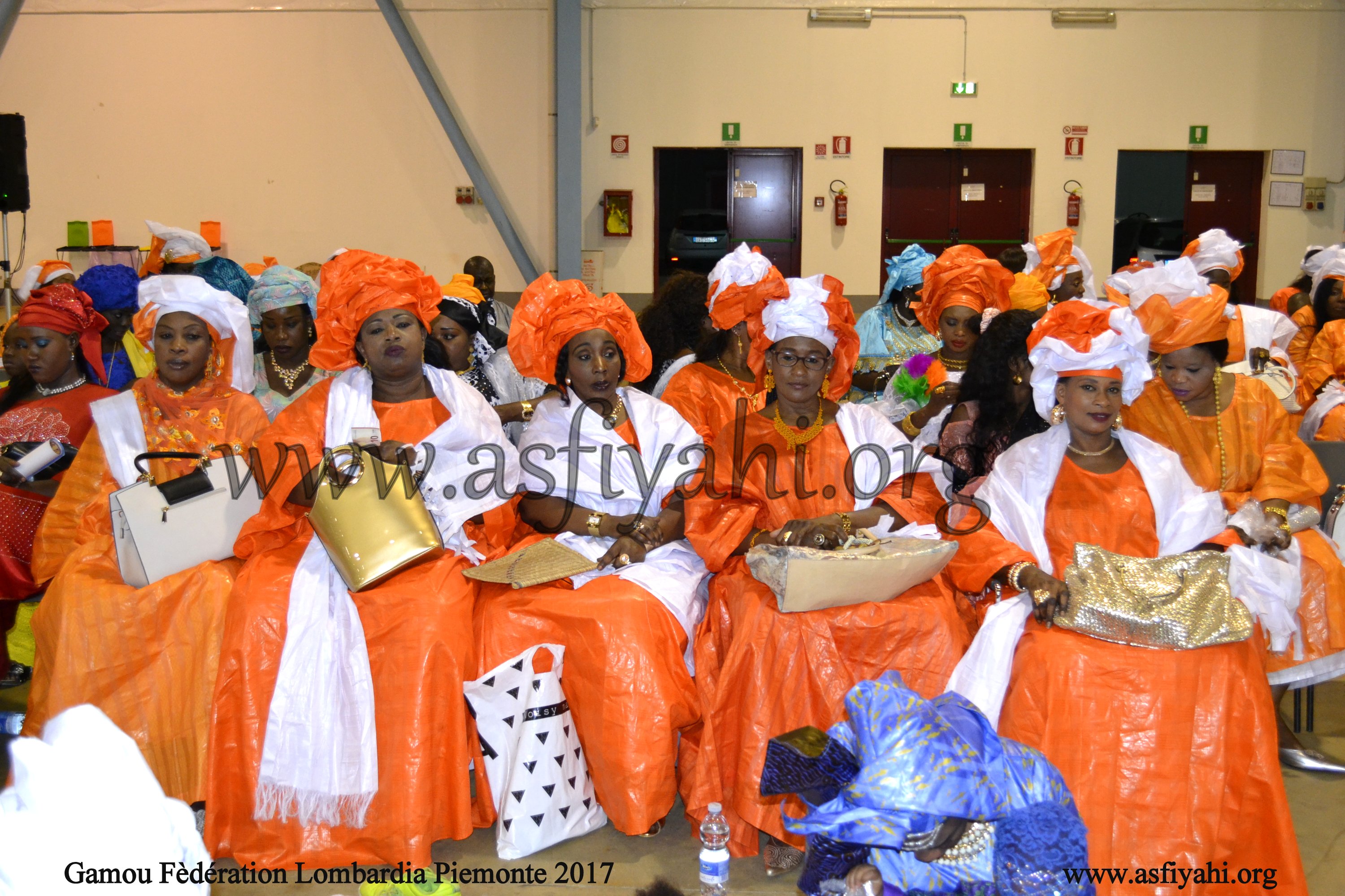 PHOTO - ITALIE - VARESE : Gamou Fédération des Dahiras Tidianes Lombardia Piemonte (Varese Sesto-Torino-Vercelli-Gozzano-Pavia Voghera)