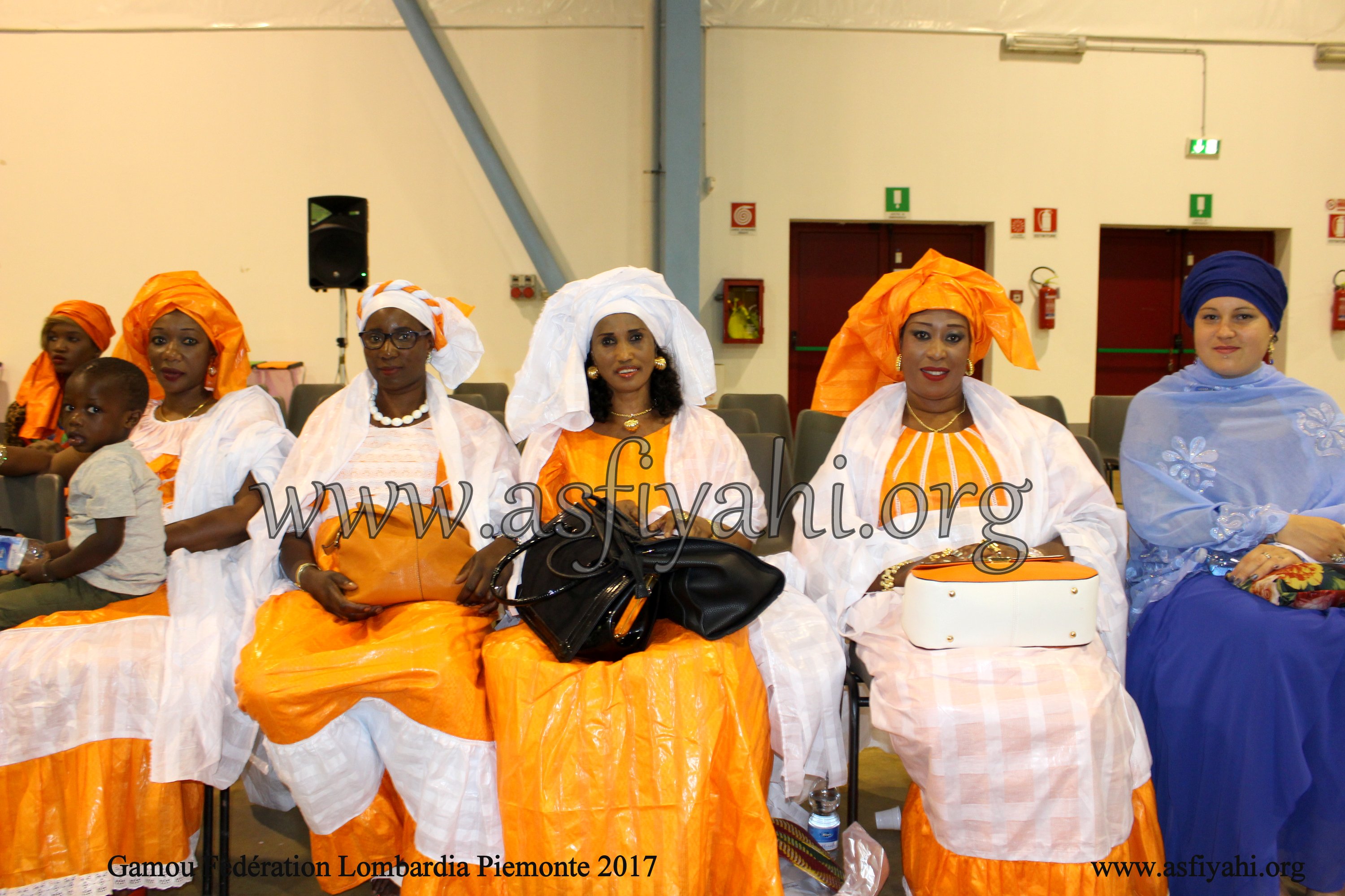 PHOTO - ITALIE - VARESE : Gamou Fédération des Dahiras Tidianes Lombardia Piemonte (Varese Sesto-Torino-Vercelli-Gozzano-Pavia Voghera)