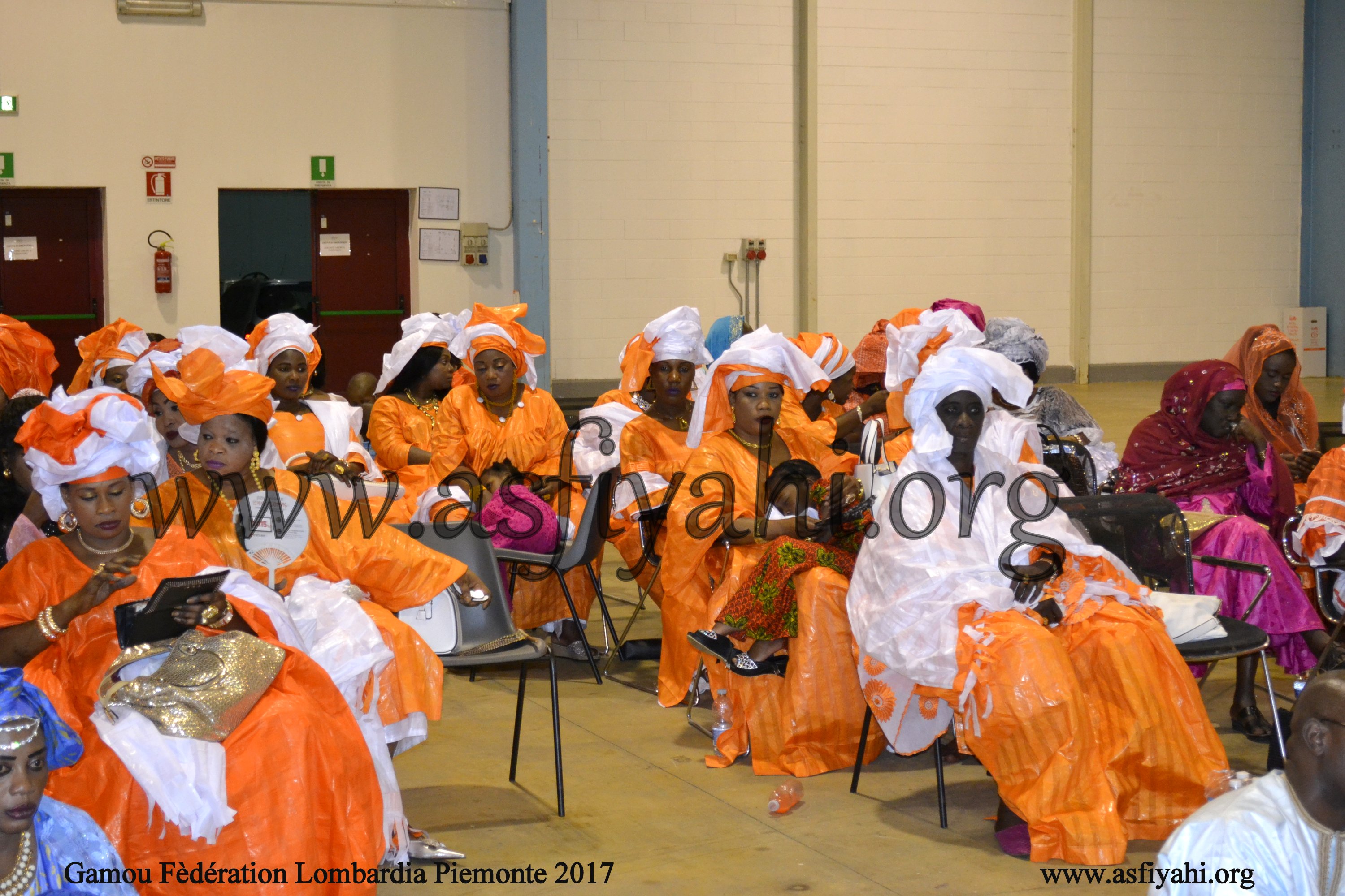 PHOTO - ITALIE - VARESE : Gamou Fédération des Dahiras Tidianes Lombardia Piemonte (Varese Sesto-Torino-Vercelli-Gozzano-Pavia Voghera)