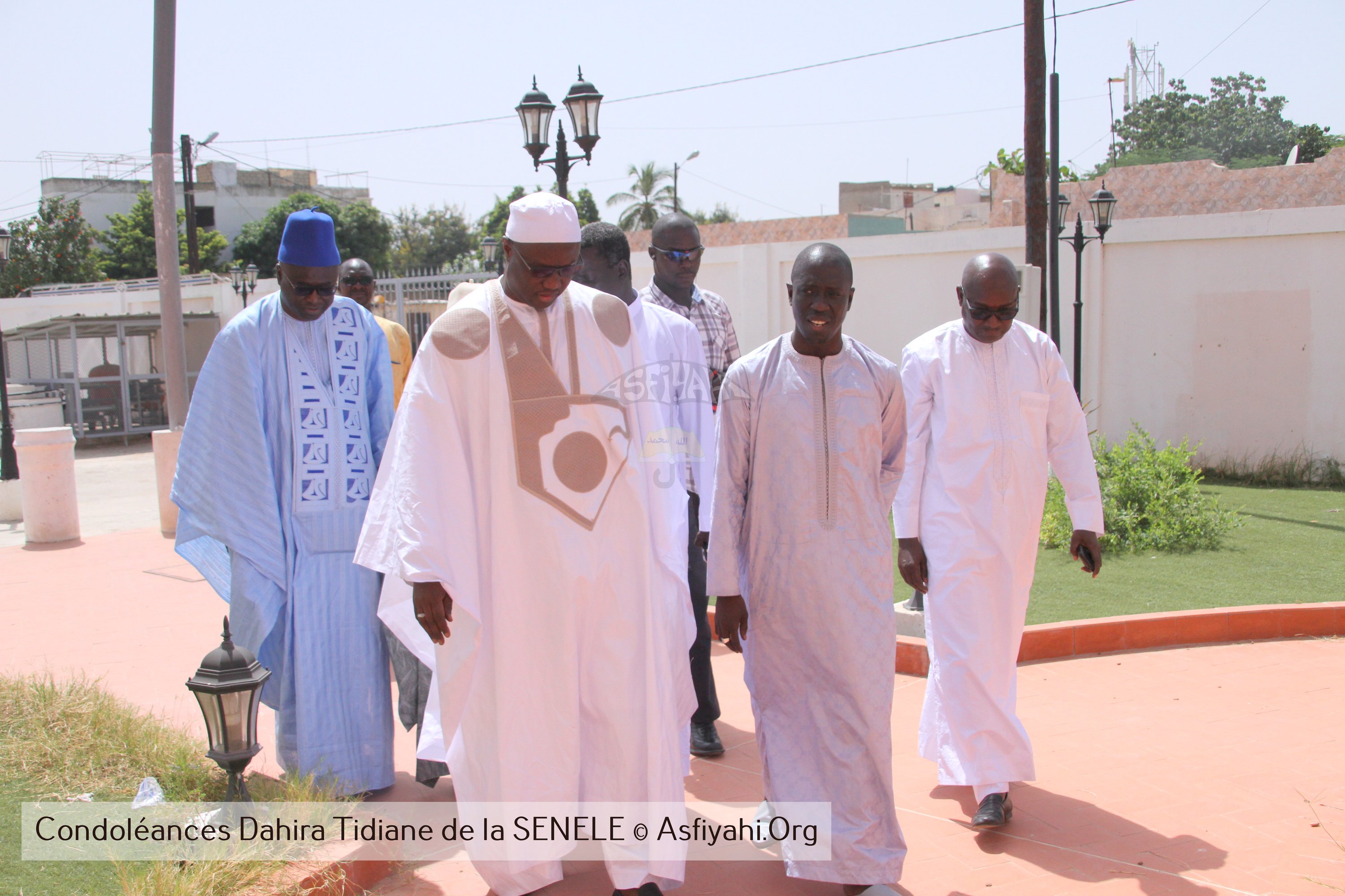 PHOTOS - Les Images de la presentation de Condoleances du Dahira Tidiane de la SENELEC, au Khalif General des Tidianes Serigne Mbaye Sy Mansour