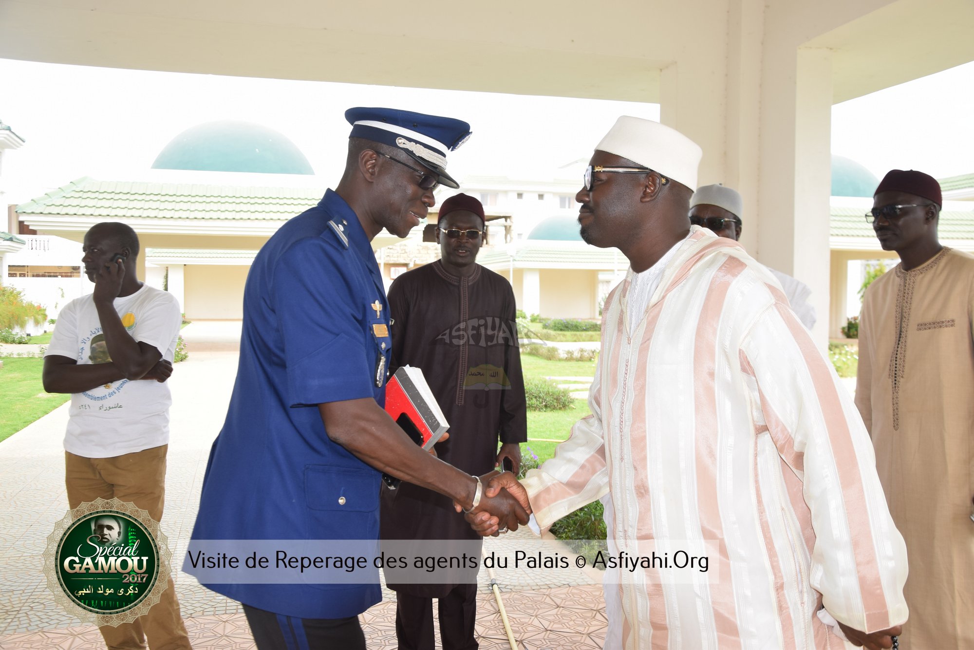 VIDEO & PHOTOS - Accueil du President Macky Sall à Tivaouane ce Mercredi 22 Novembre - Suivez l'appel du Khalif General des Tidianes Serigne Mbaye Sy Mansour 