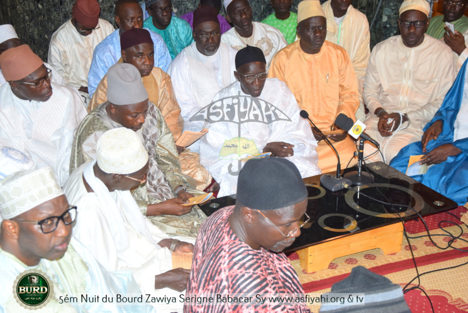 PHOTOS - TIVAOUANE - Les Images de la Cinquiéme nuit du Bourde à la Mosquée Serigne Babacar Sy