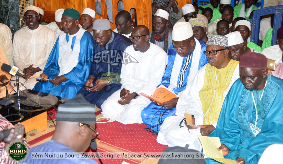 PHOTOS - TIVAOUANE - Les Images de la Cinquiéme nuit du Bourde à la Mosquée Serigne Babacar Sy