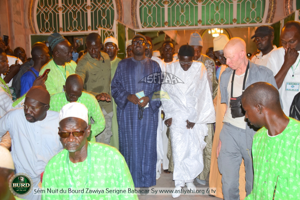 PHOTOS - TIVAOUANE - Les Images de la Cinquiéme nuit du Bourde à la Mosquée Serigne Babacar Sy