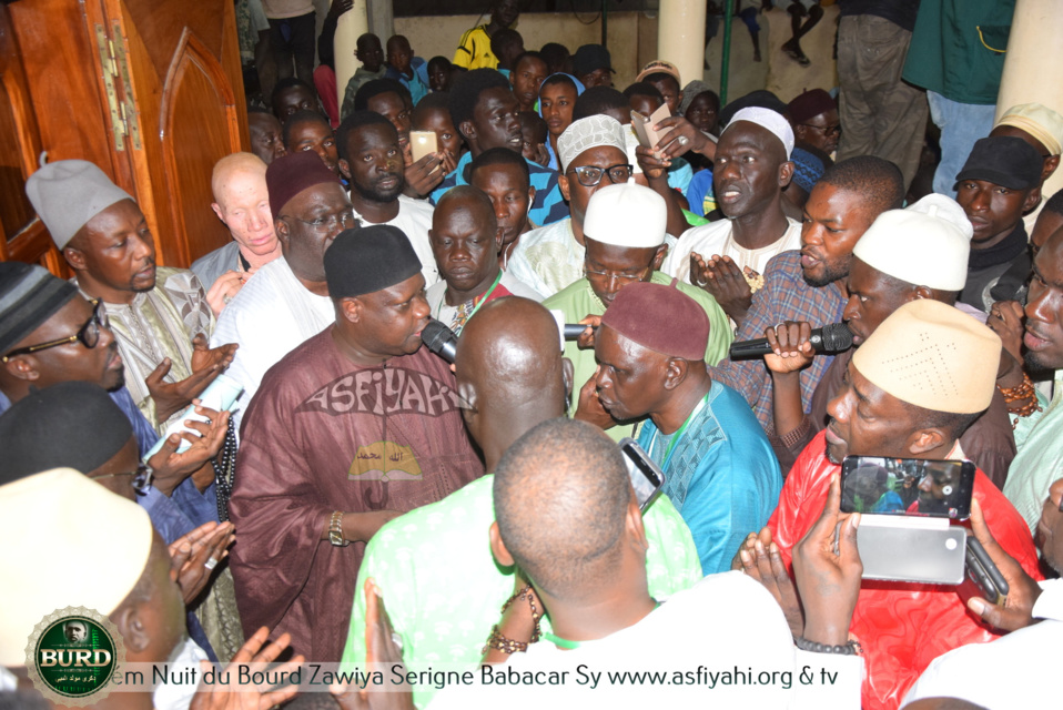 PHOTOS - TIVAOUANE - Les Images de la Cinquiéme nuit du Bourde à la Mosquée Serigne Babacar Sy