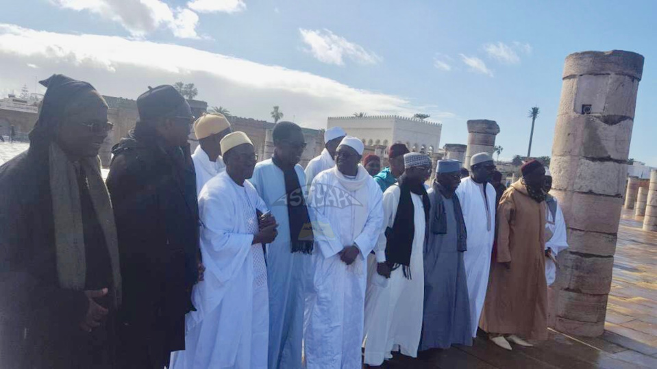 PHOTOS - Arrivé au Maroc du Khalif Général des Tidianes Serigne Babacar Sy Mansour, accompagné de toute la famille de Seydil Hadj Malick Sy (rta)