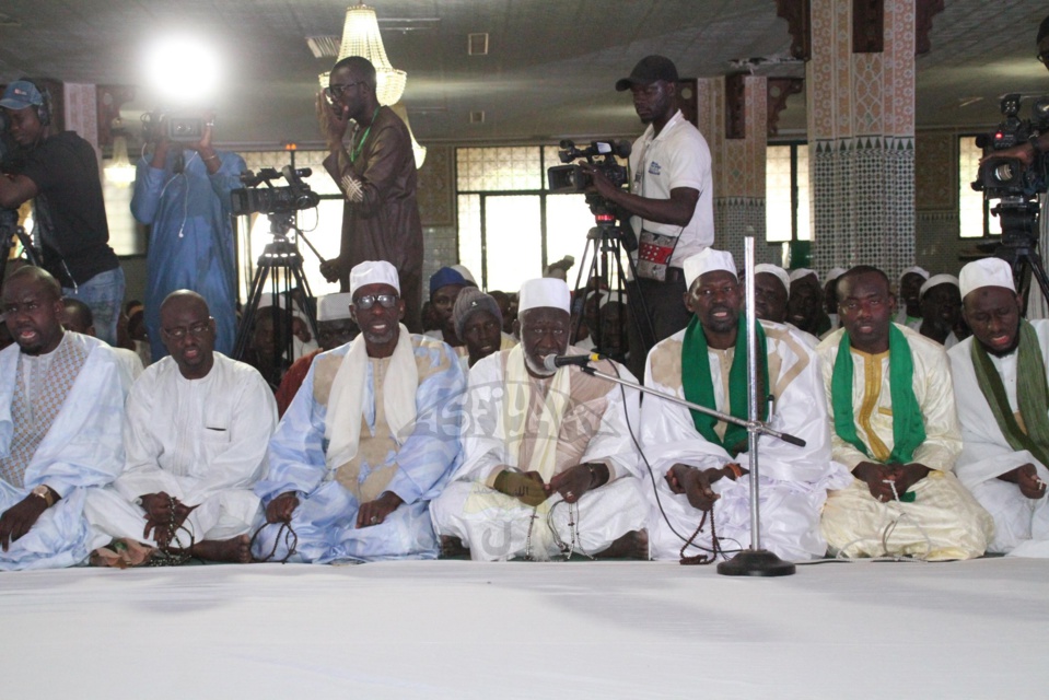 PHOTOS - ZIARRA OMARIENNE 2018 - Les temps-forts du Vendredi 26 et Samedi 27 Janvier 2018 à la Rawda Cheikh Oumar Foutiyou Tall (rta)