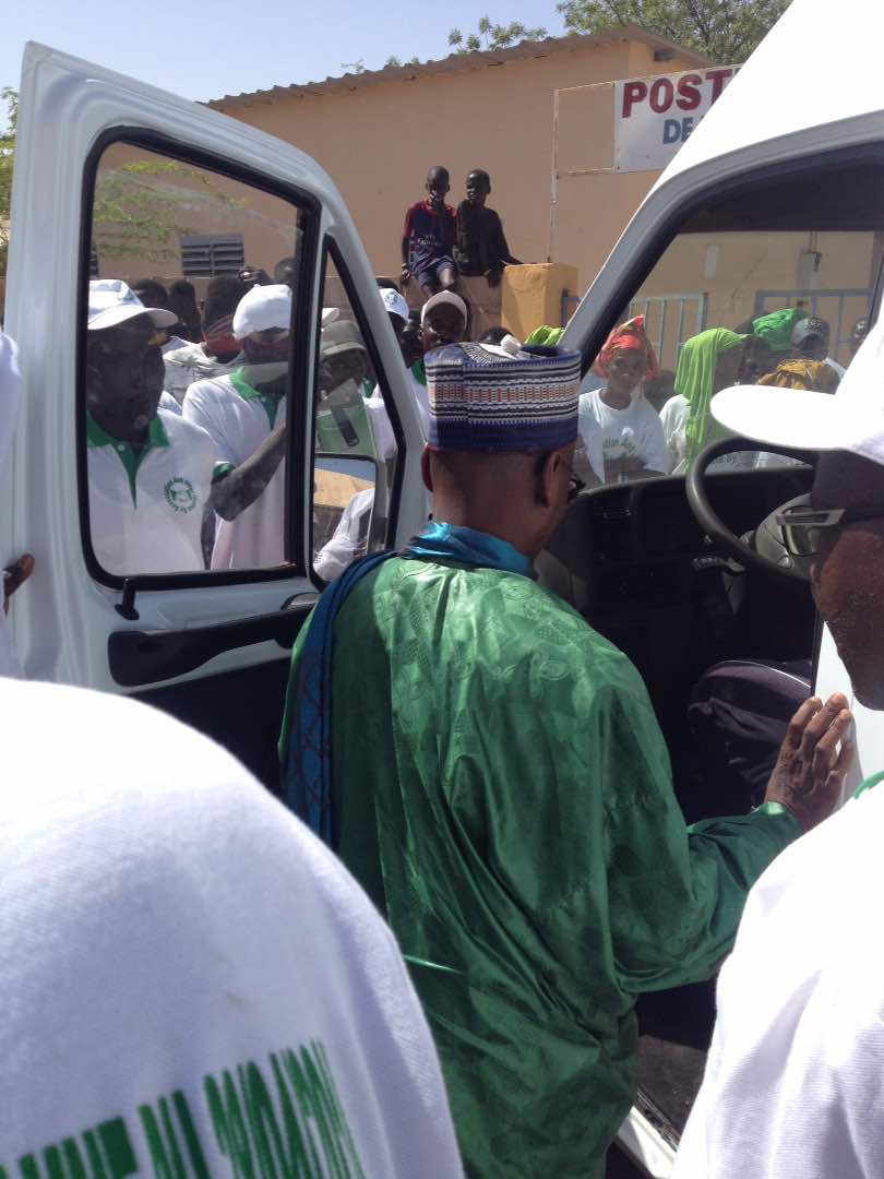 BOULEL - Remise de don d’une ambulance au Poste de Santé de Madina Sy