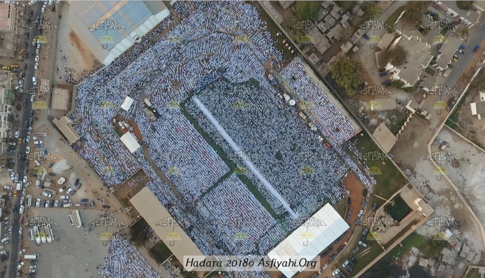 24 PHOTOS - Vue Aérienne de la Hadratoul Jumma de ce Vendredi 11 Mai au Stade Amadou Barry - La Spiritualité Tijan au coeur de Dakar