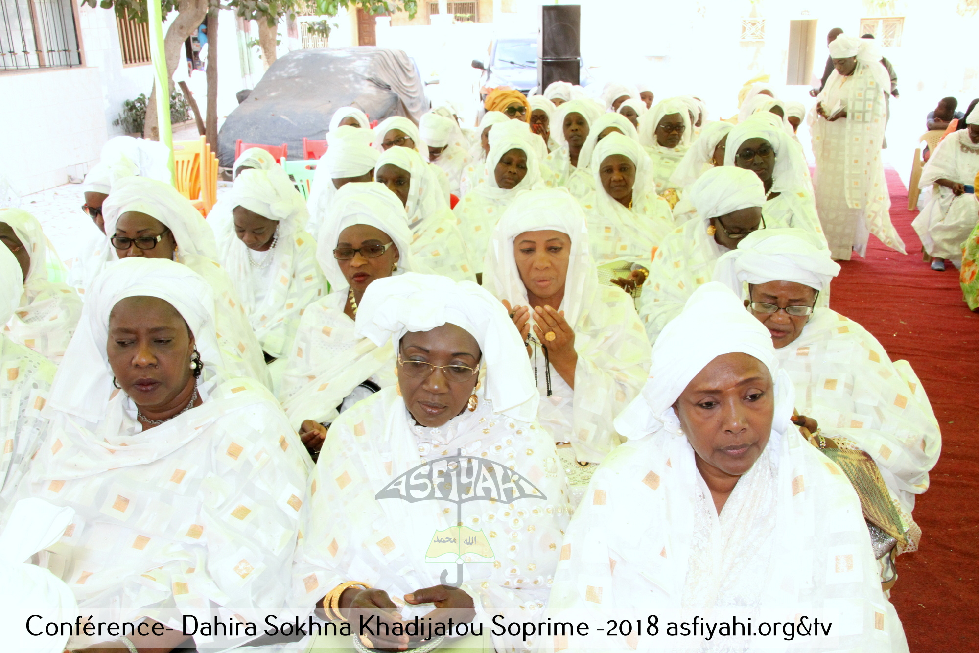 PHOTOS - CITE SOPRIM - Les Images de la Conférence de l'association Sopé Seydatouna khadija, Mère des Croyants , dirigée par Adja Ouly Niang