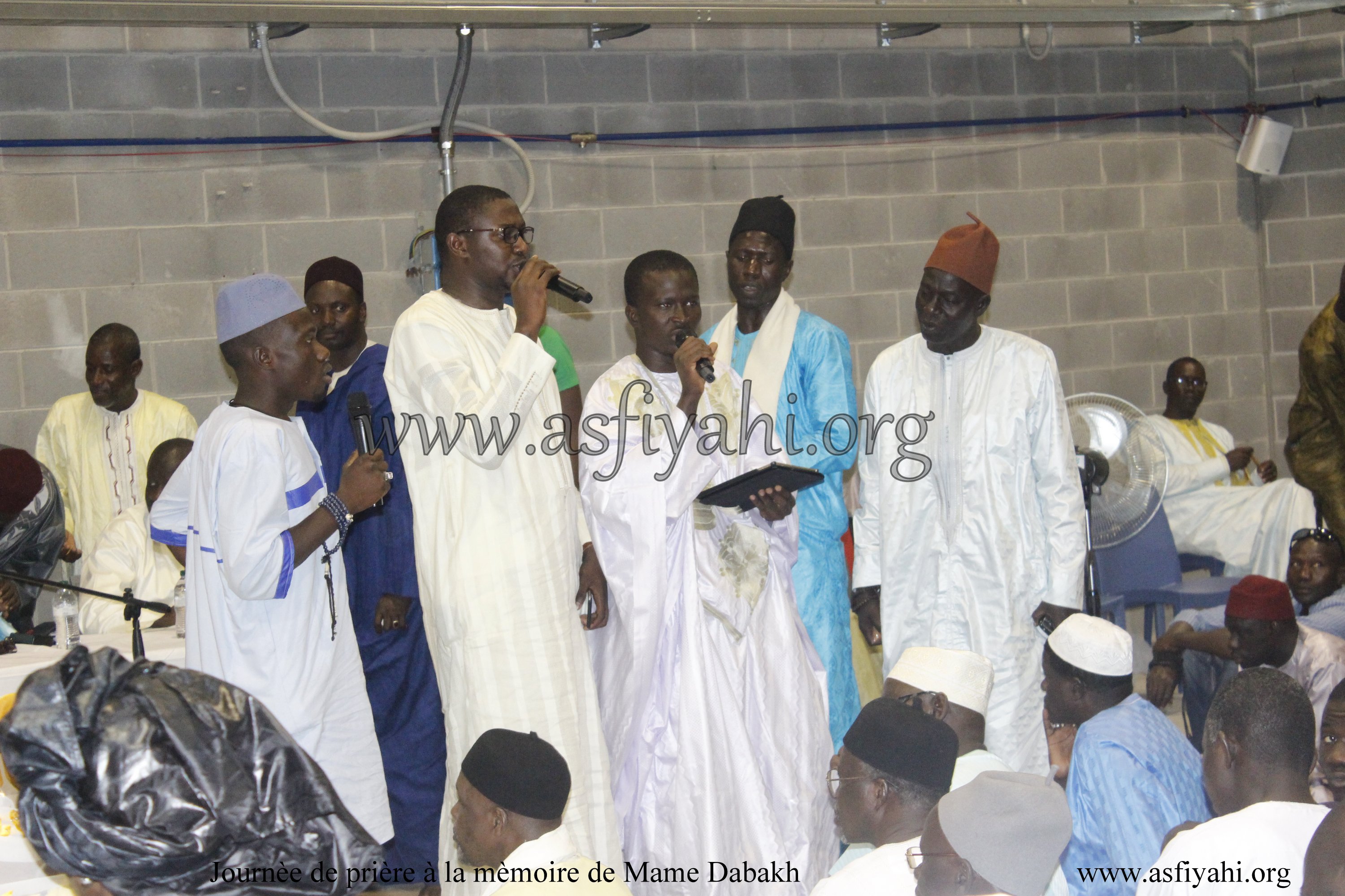 PHOTO - ITALIE - PALAZZOLO SULL'OGLIO : LES IMAGES DE LA JOURNEE DE PRIERE A LA MEMOIRE DE SERIGNE ABDOUL AZIZ SY DABAKH