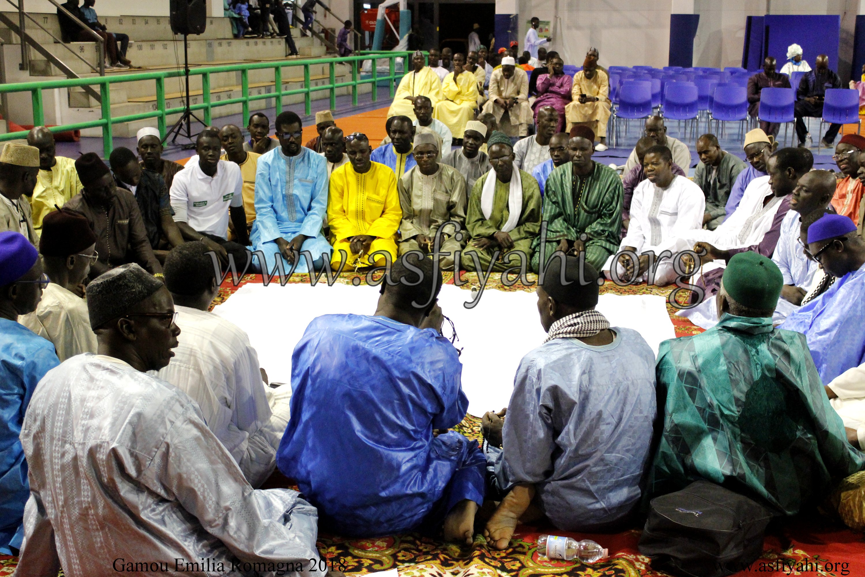 PHOTO - ITALIE - EMILIA ROMAGNA : GAMOU FÉDÉRATION DES DAHIRAS TIDIANES D'EMILIA ROMAGNA PRÉSIDÉ PAR SERIGNE HABIB SY MANSOUR 