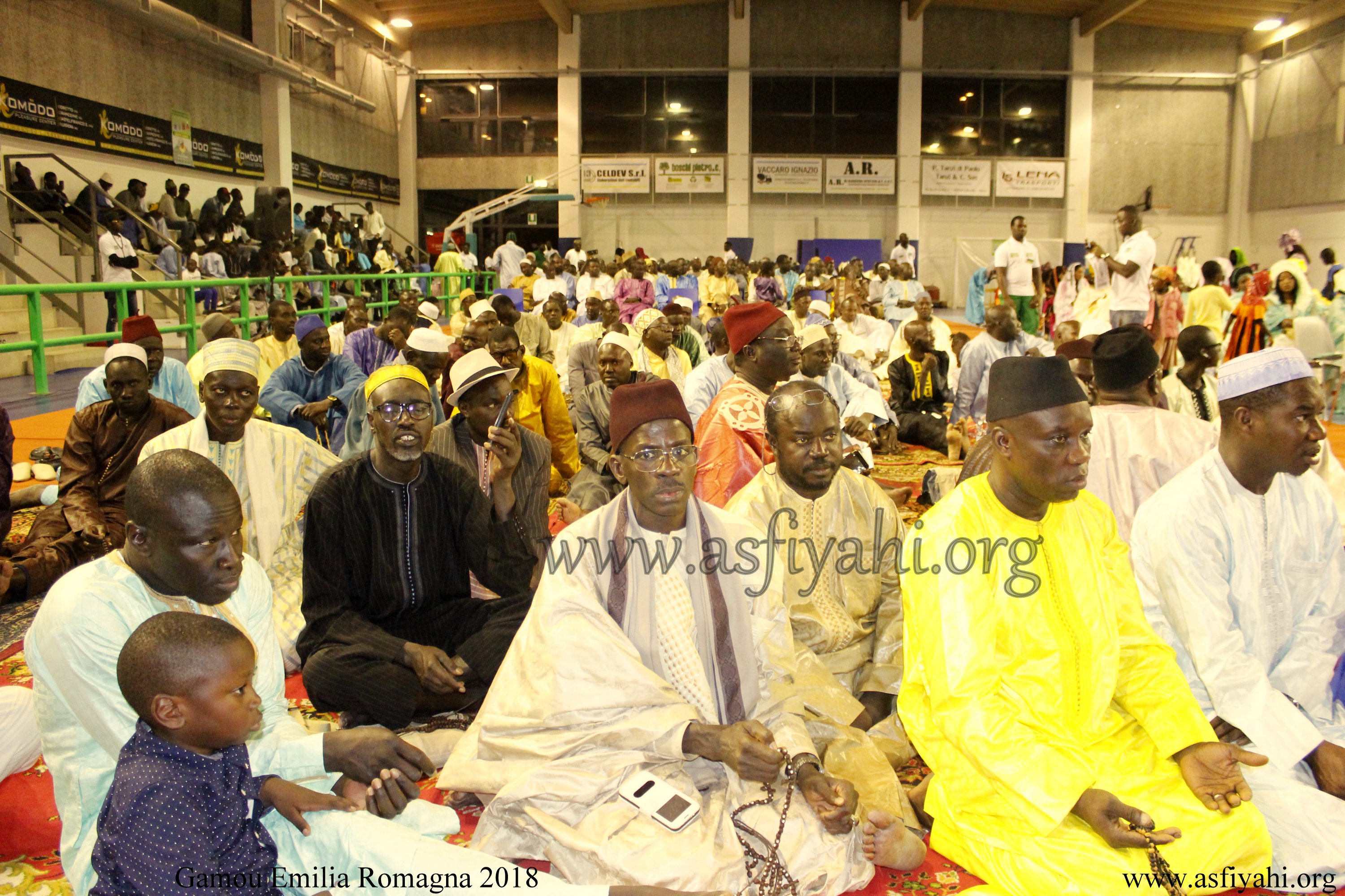 PHOTO - ITALIE - EMILIA ROMAGNA : GAMOU FÉDÉRATION DES DAHIRAS TIDIANES D'EMILIA ROMAGNA PRÉSIDÉ PAR SERIGNE HABIB SY MANSOUR 