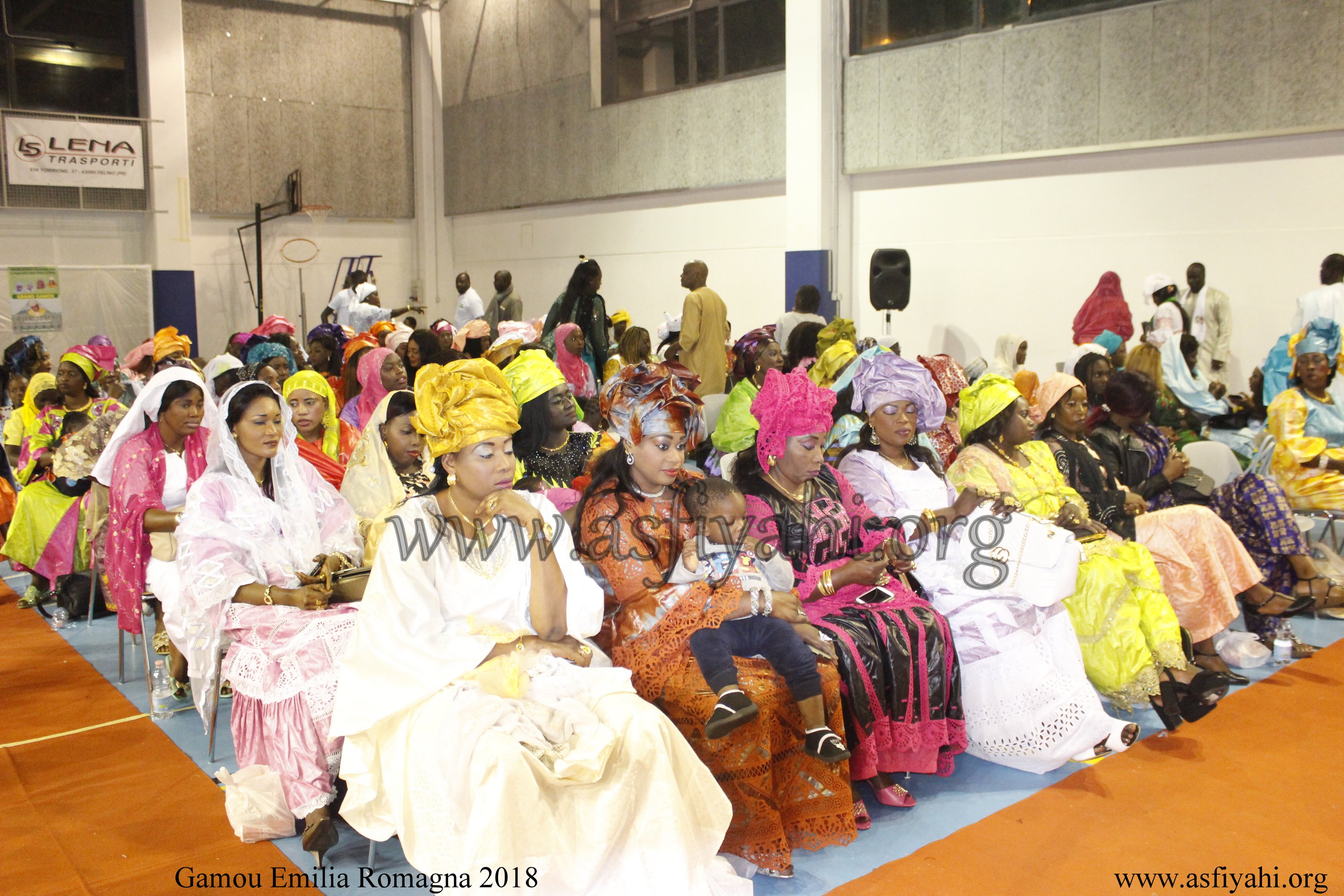 PHOTO - ITALIE - EMILIA ROMAGNA : GAMOU FÉDÉRATION DES DAHIRAS TIDIANES D'EMILIA ROMAGNA PRÉSIDÉ PAR SERIGNE HABIB SY MANSOUR 