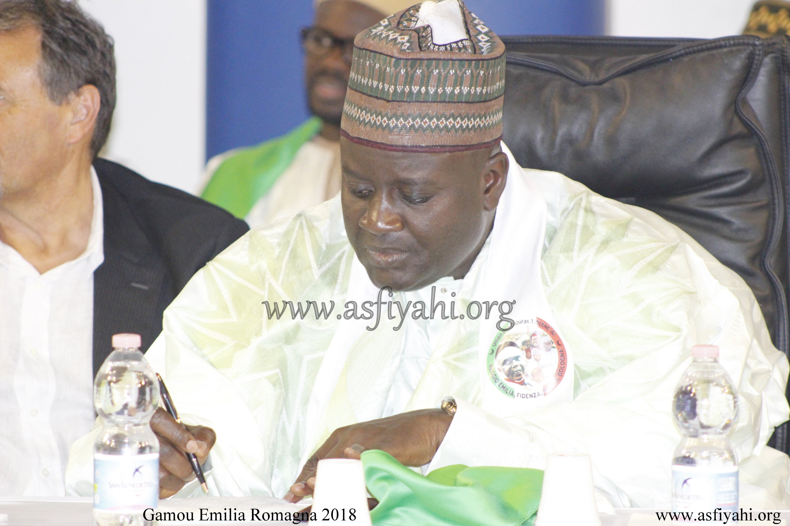 PHOTO - ITALIE - EMILIA ROMAGNA : GAMOU FÉDÉRATION DES DAHIRAS TIDIANES D'EMILIA ROMAGNA PRÉSIDÉ PAR SERIGNE HABIB SY MANSOUR 